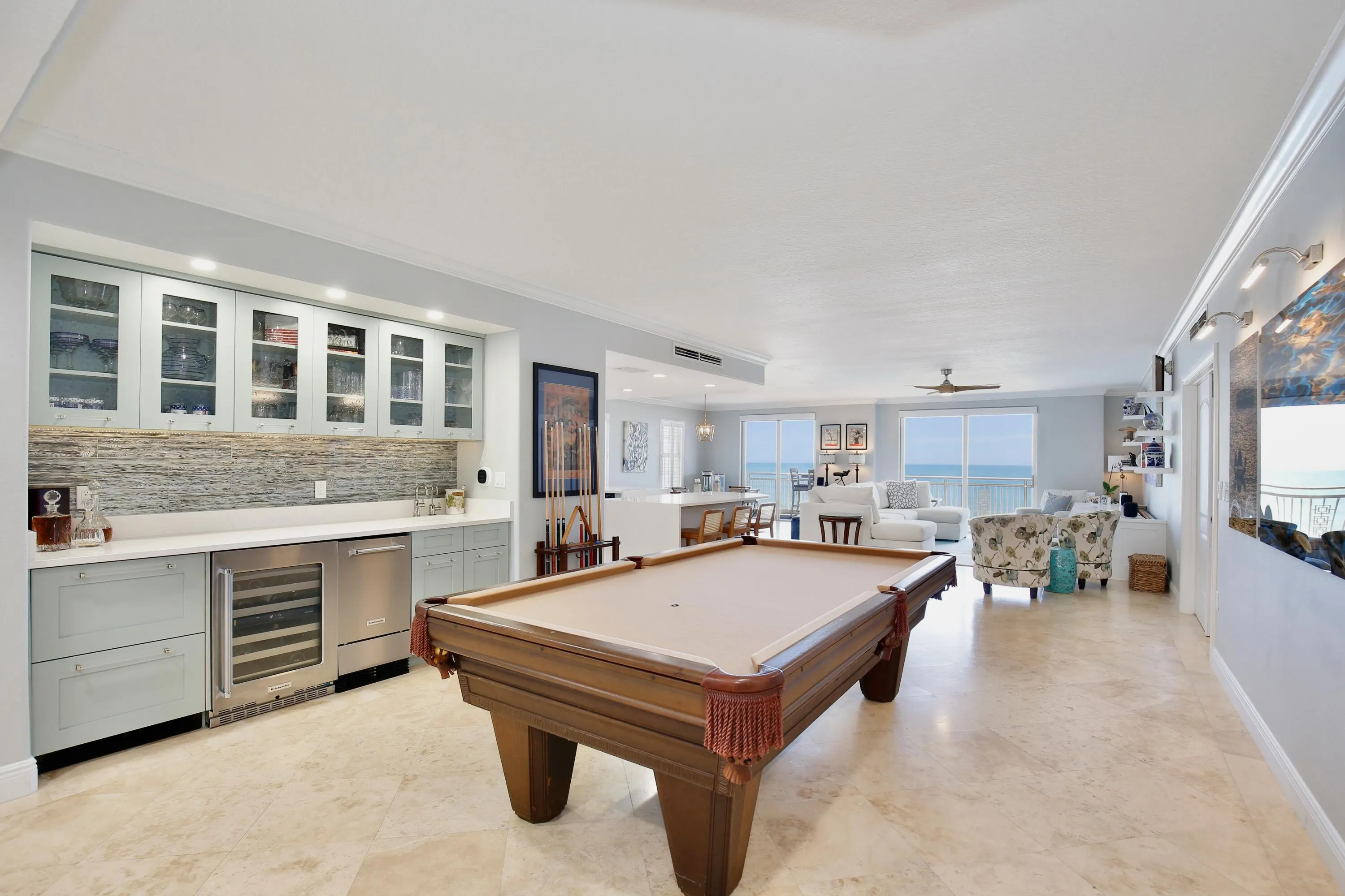 2465 S Atlantic Avenue #401