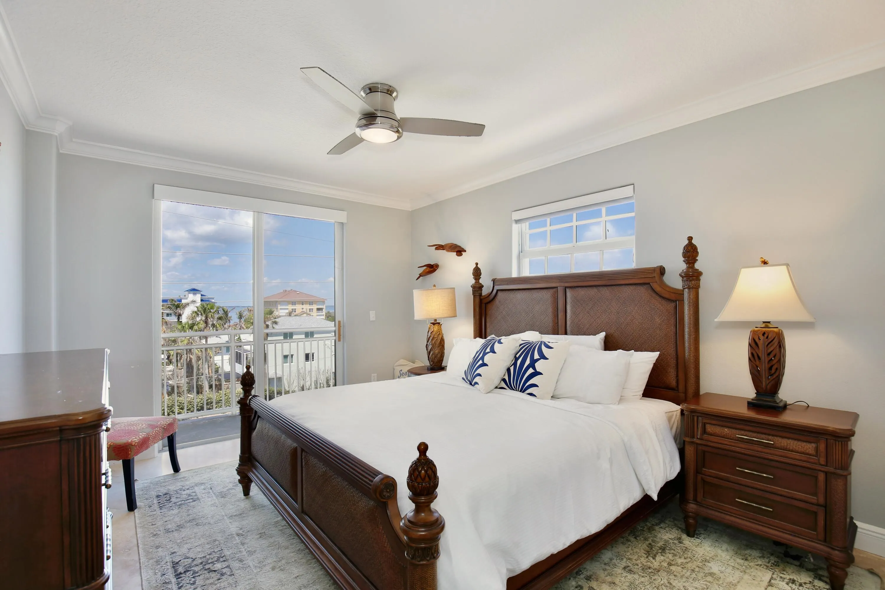 2465 S Atlantic Avenue #401