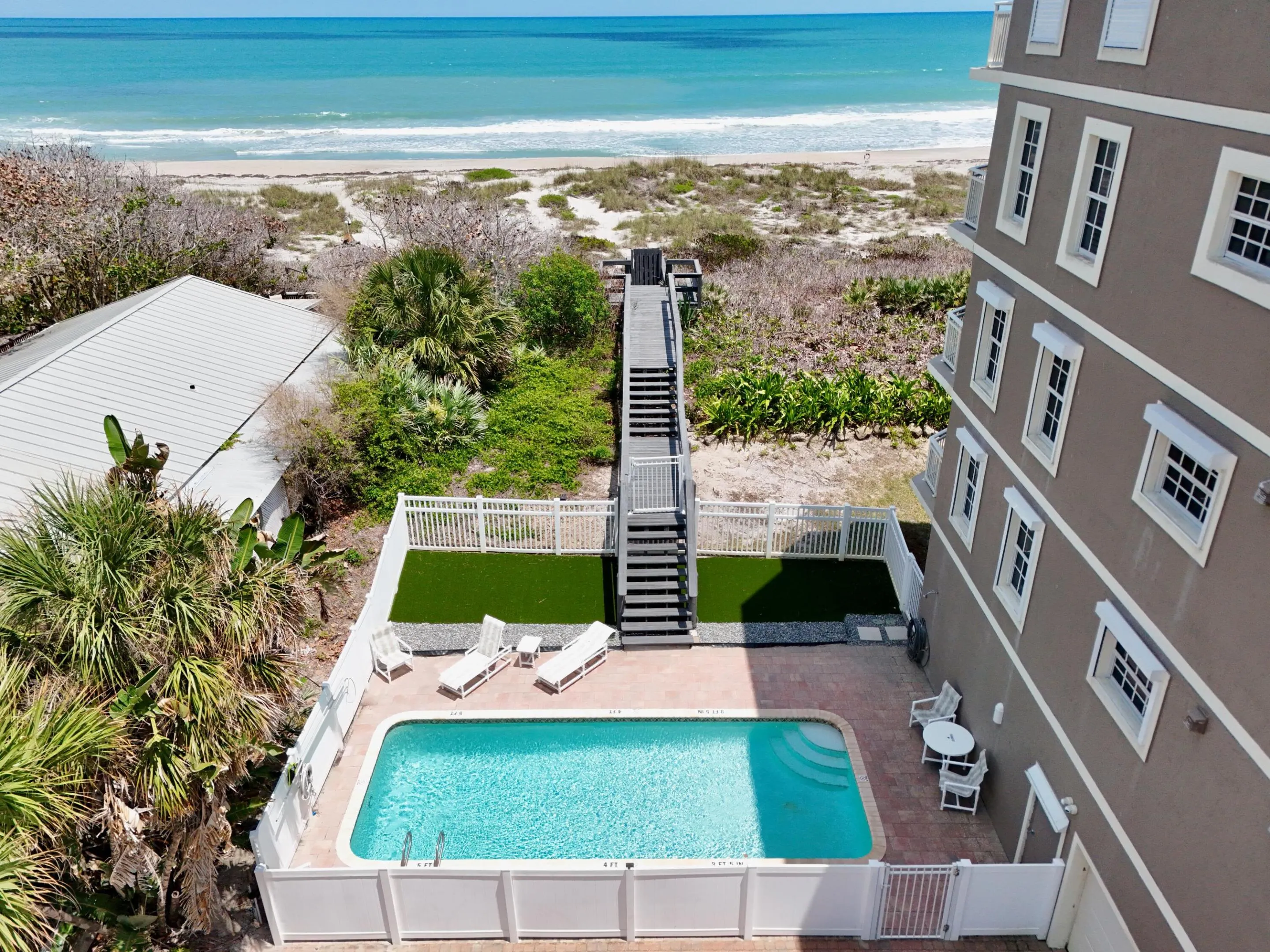 2465 S Atlantic Avenue #401
