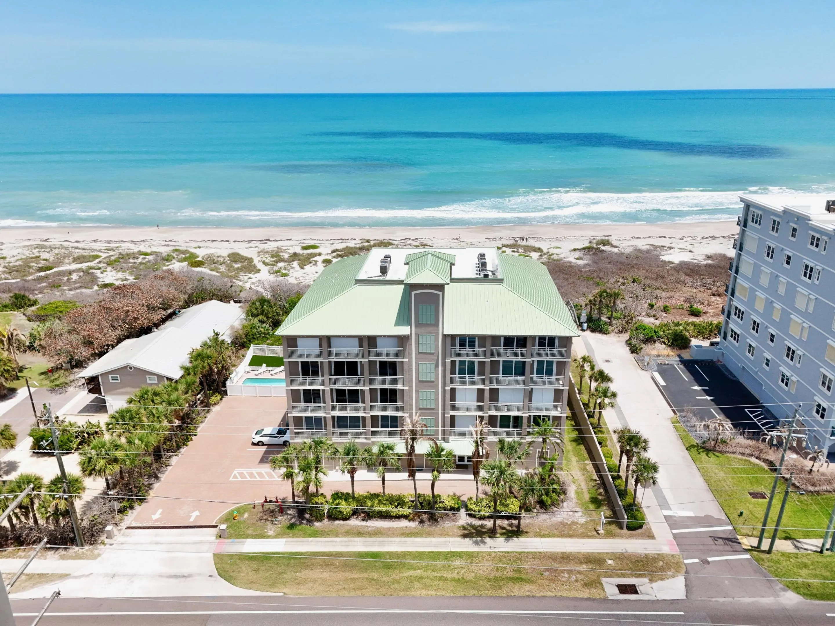 2465 S Atlantic Avenue #401