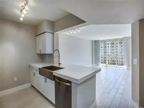 1030 Seminole Drive #1105