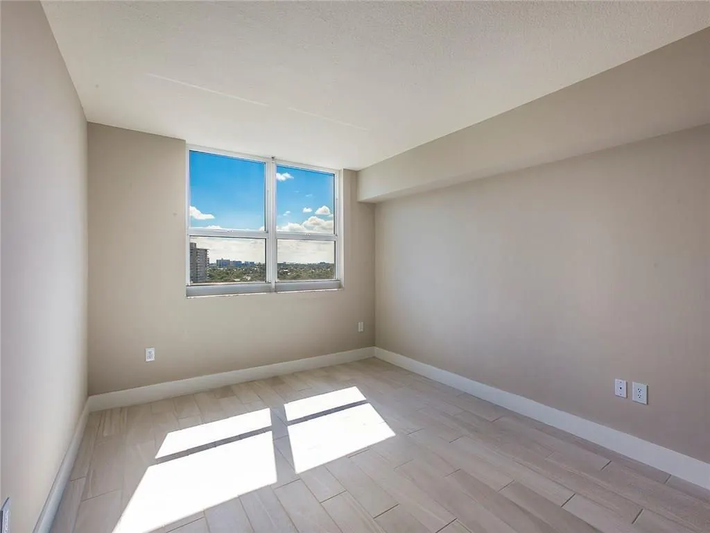 1030 Seminole Drive #1105