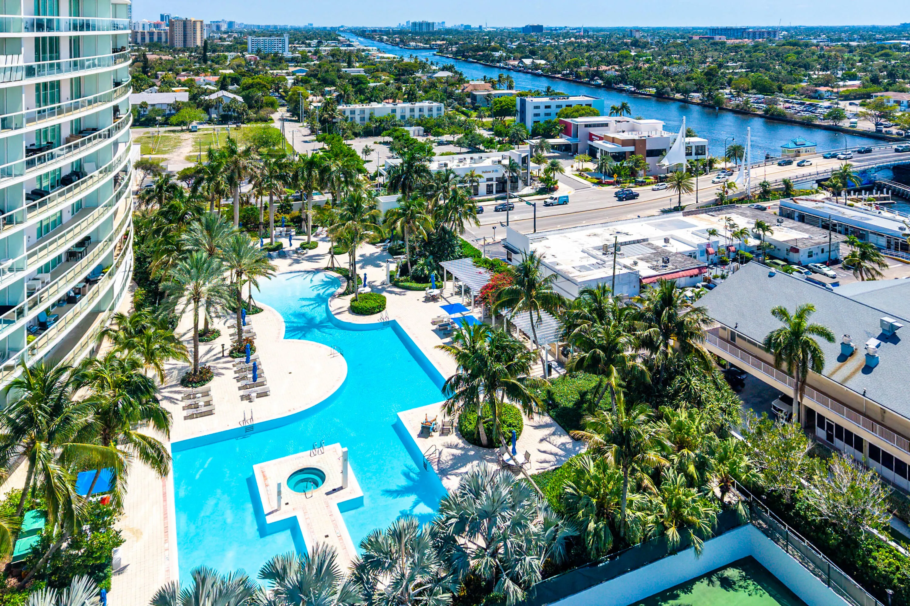 1 N Ocean Boulevard #513