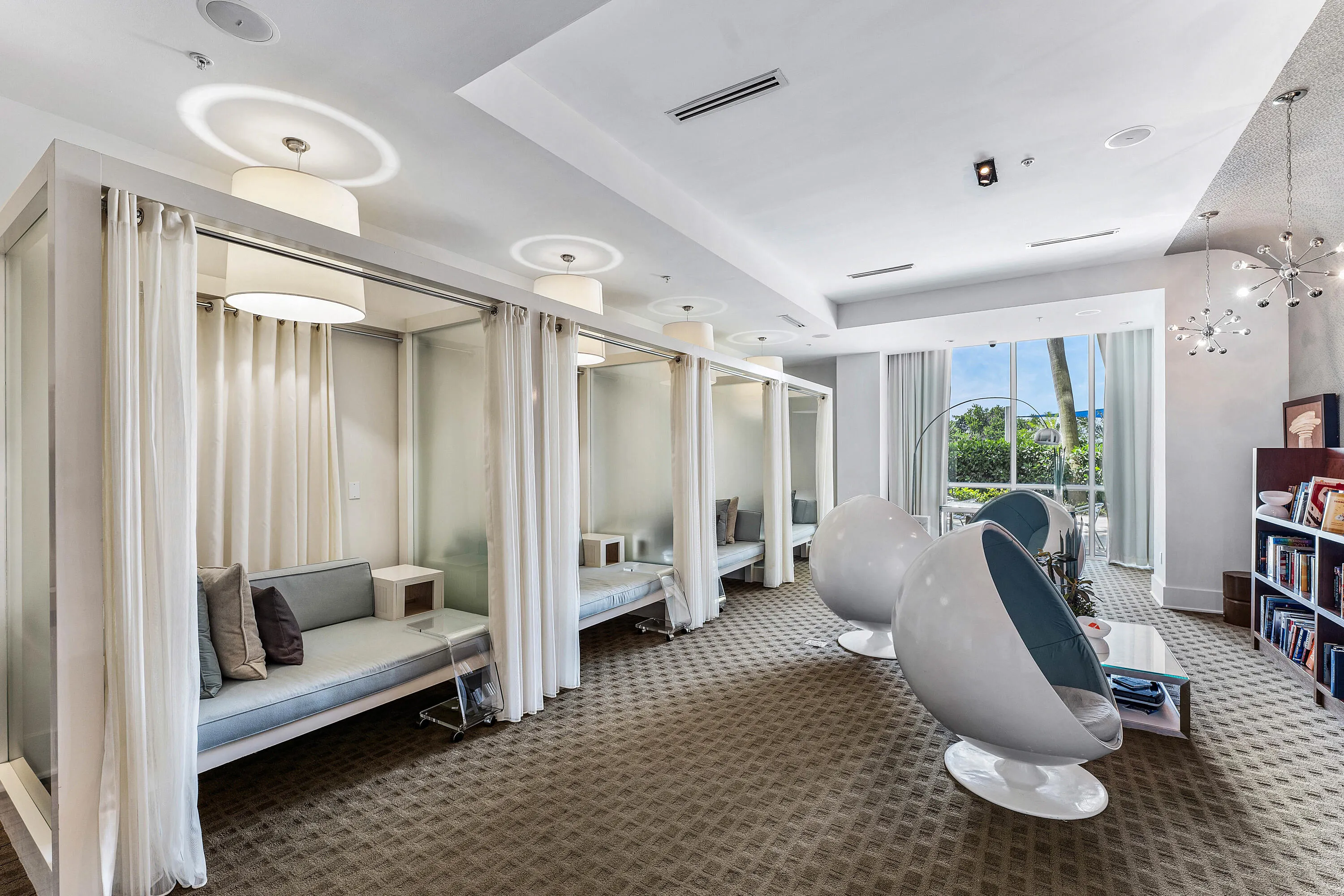 1 N Ocean Boulevard #513