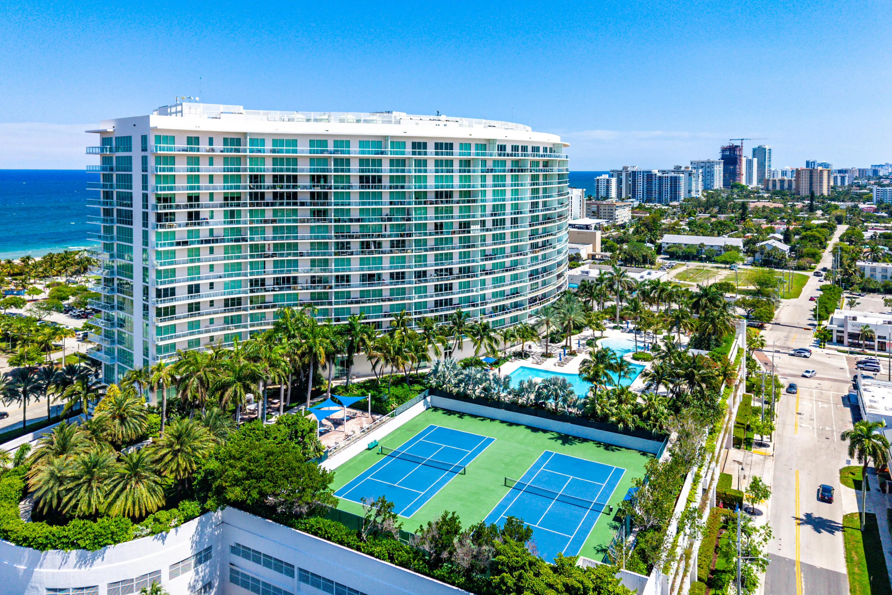 1 N Ocean Boulevard #513