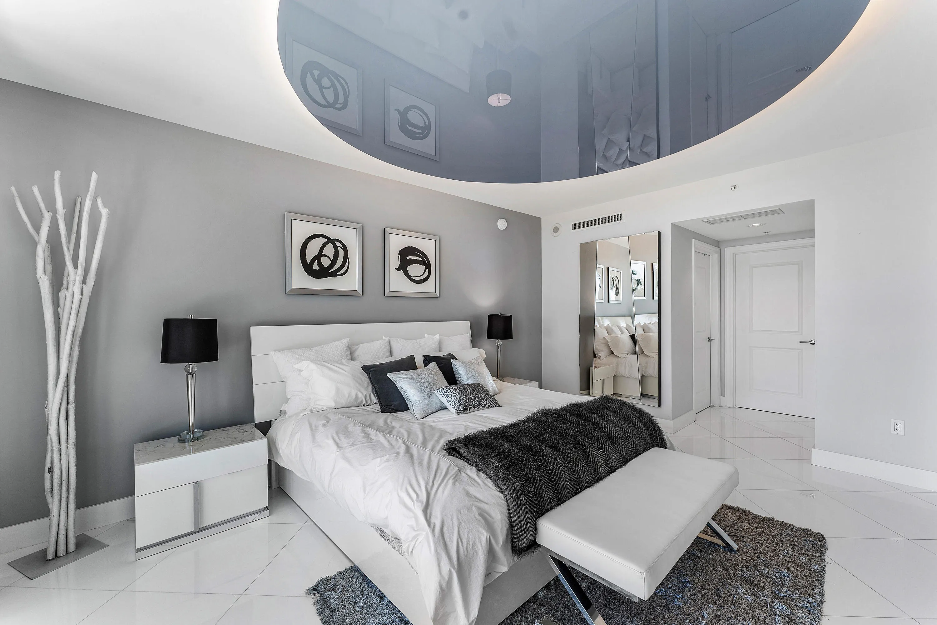 1 N Ocean Boulevard #513