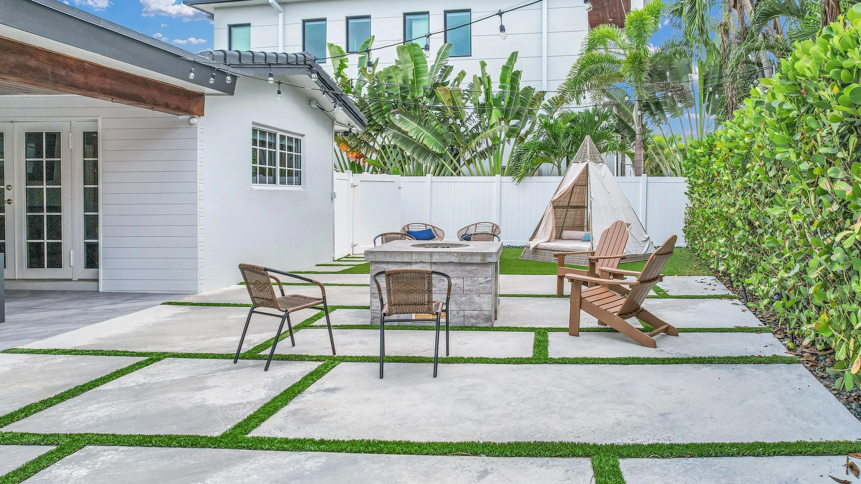701 Appleby Street