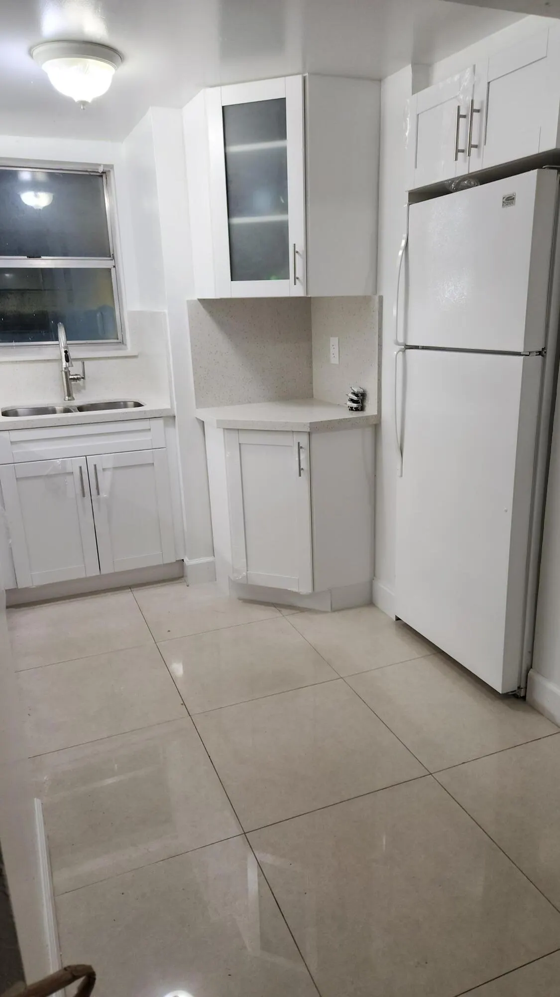 210 Fontainebleau Boulevard #311