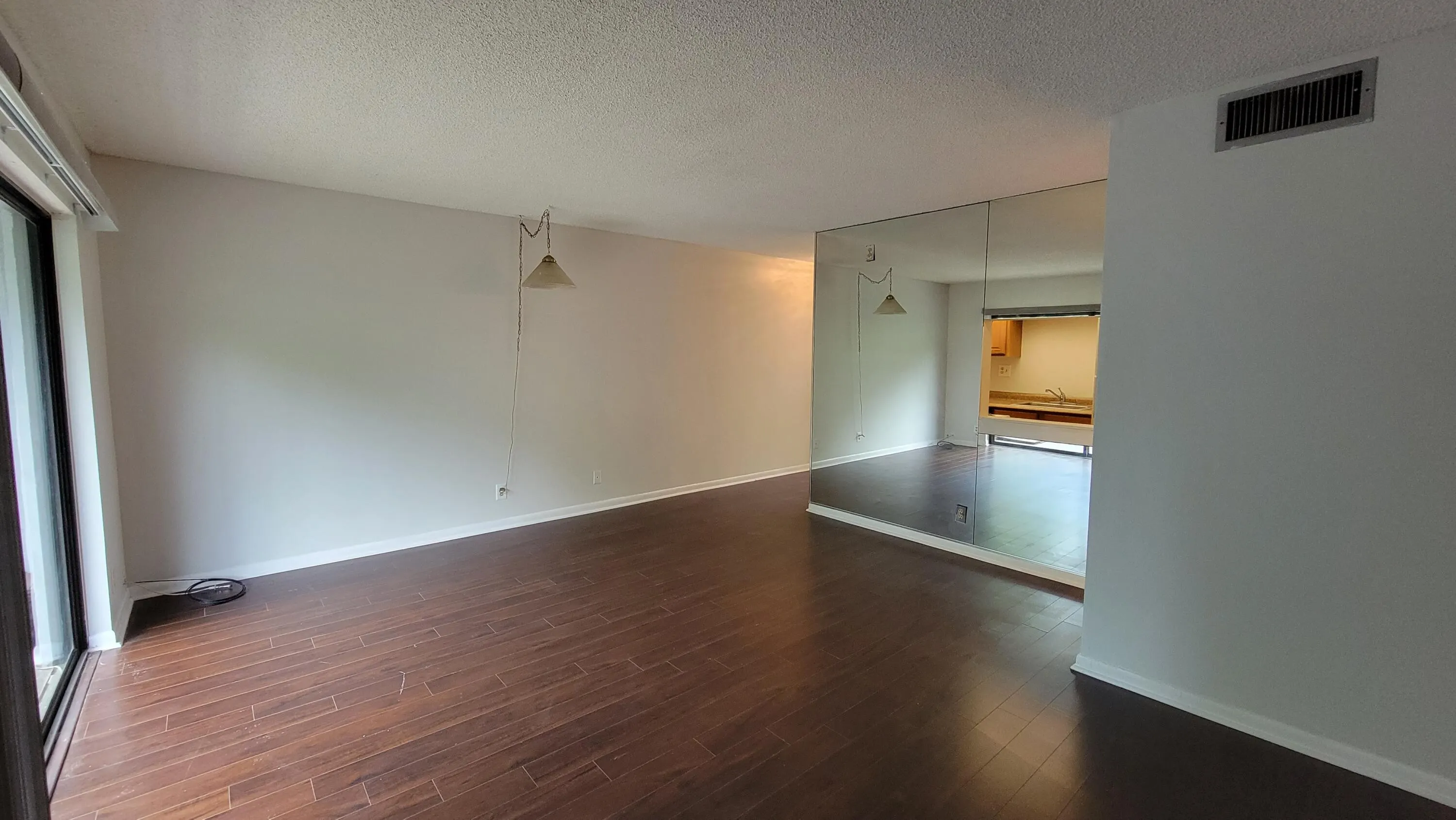 1950 N Congress Avenue #206