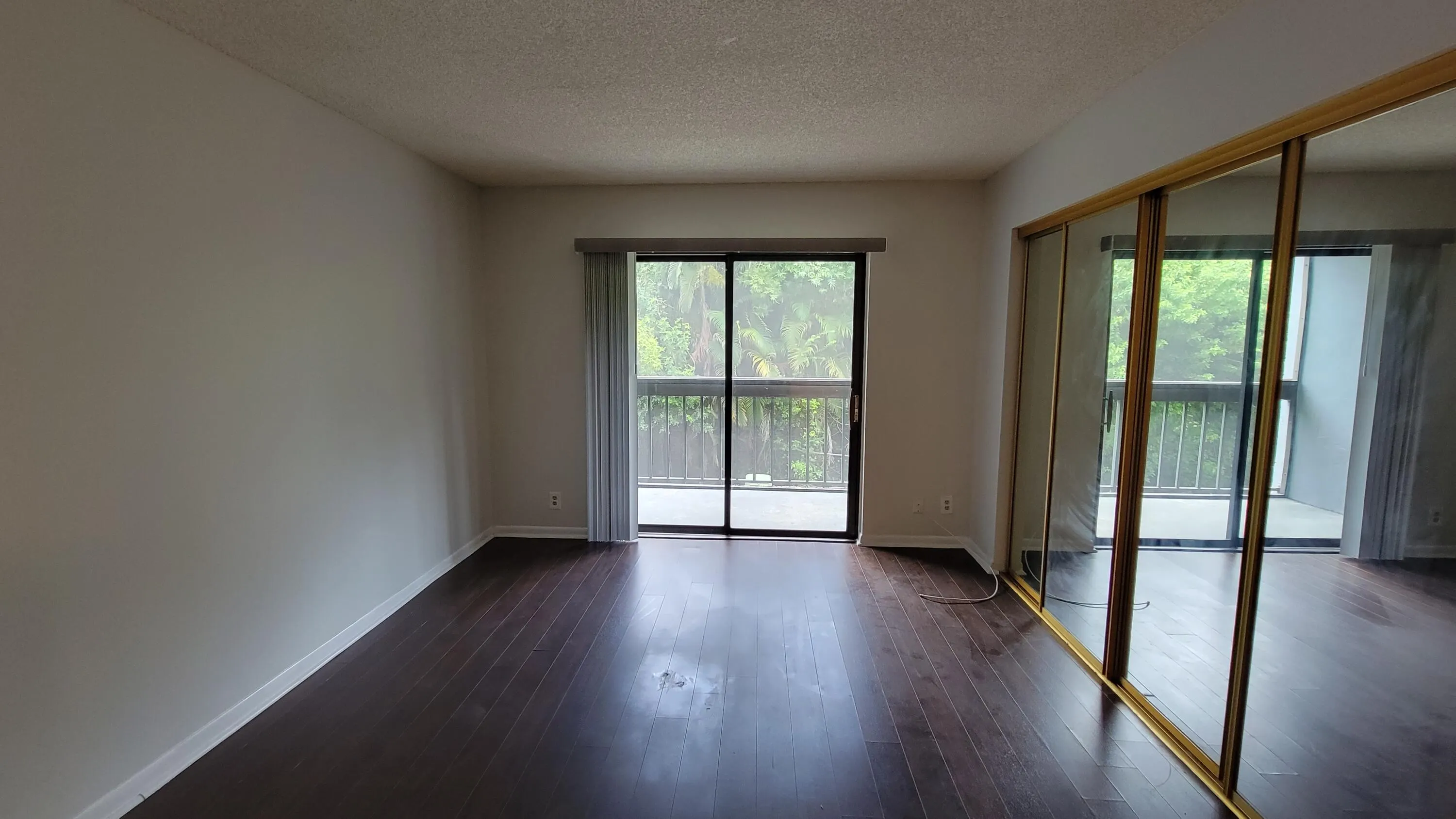 1950 N Congress Avenue #206