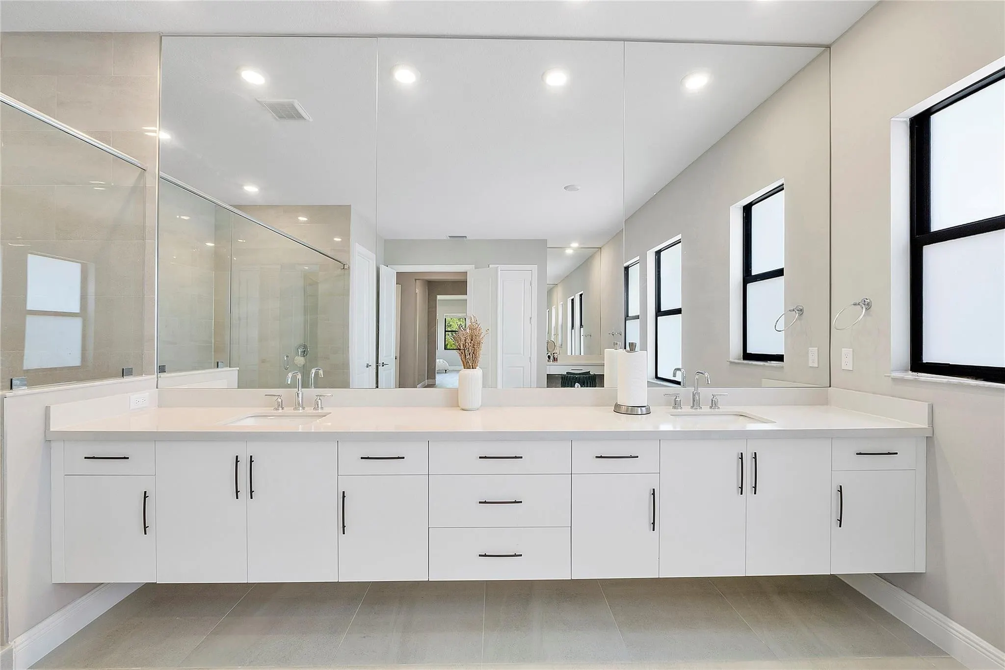 9245 W Parkland Bay Trail