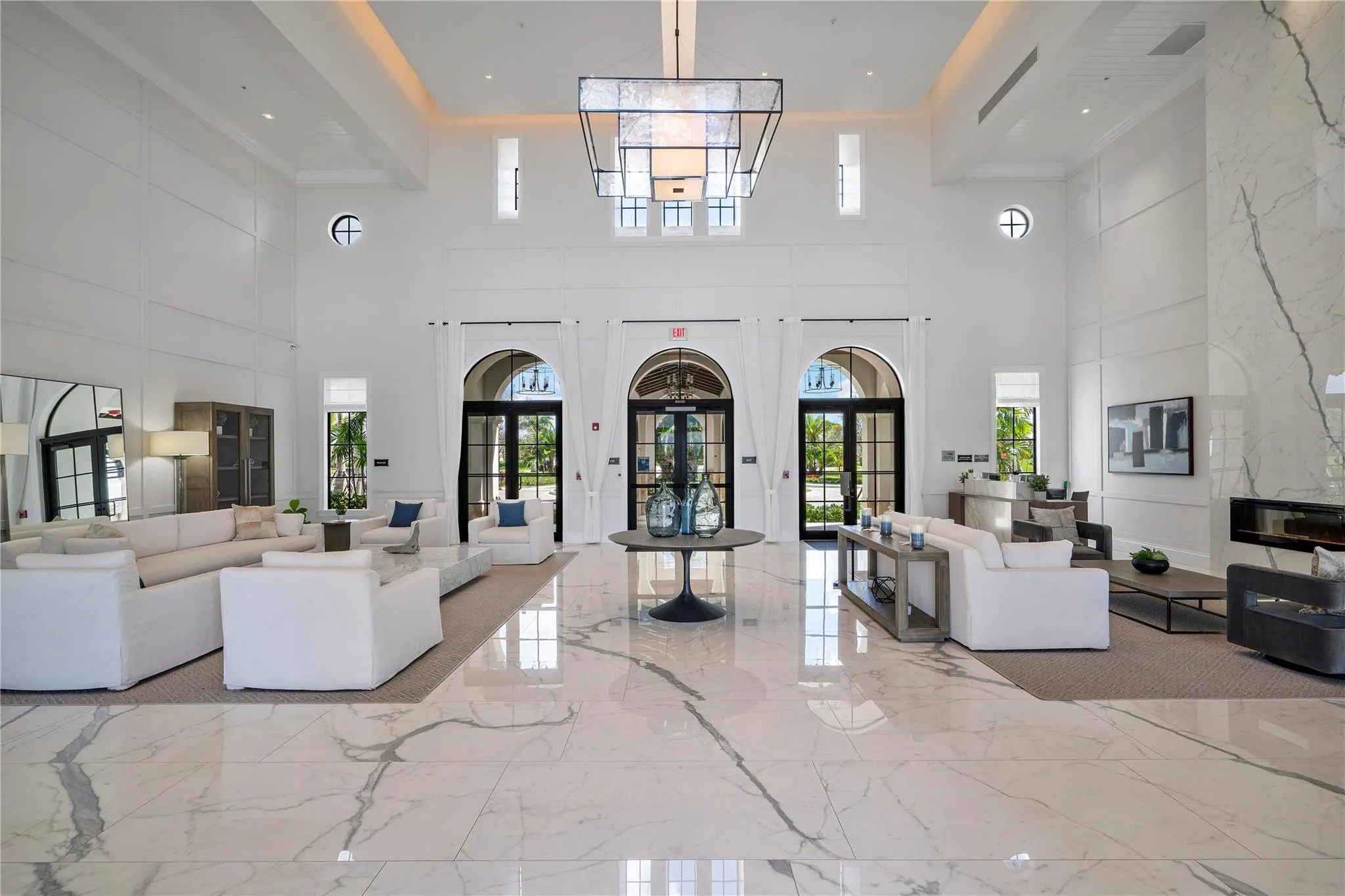 9245 W Parkland Bay Trail