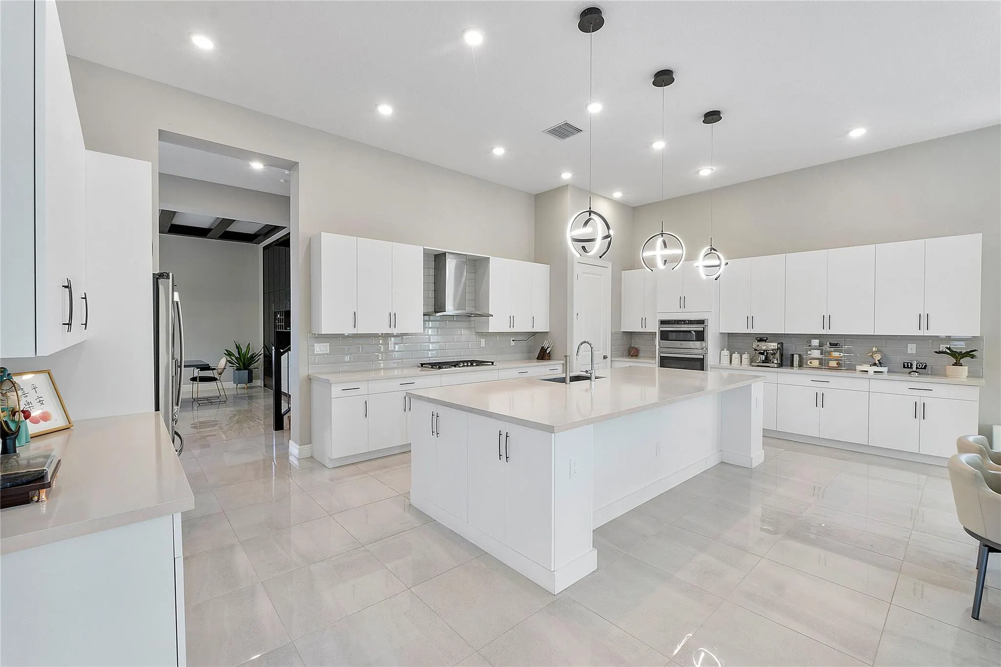 9245 W Parkland Bay Trail