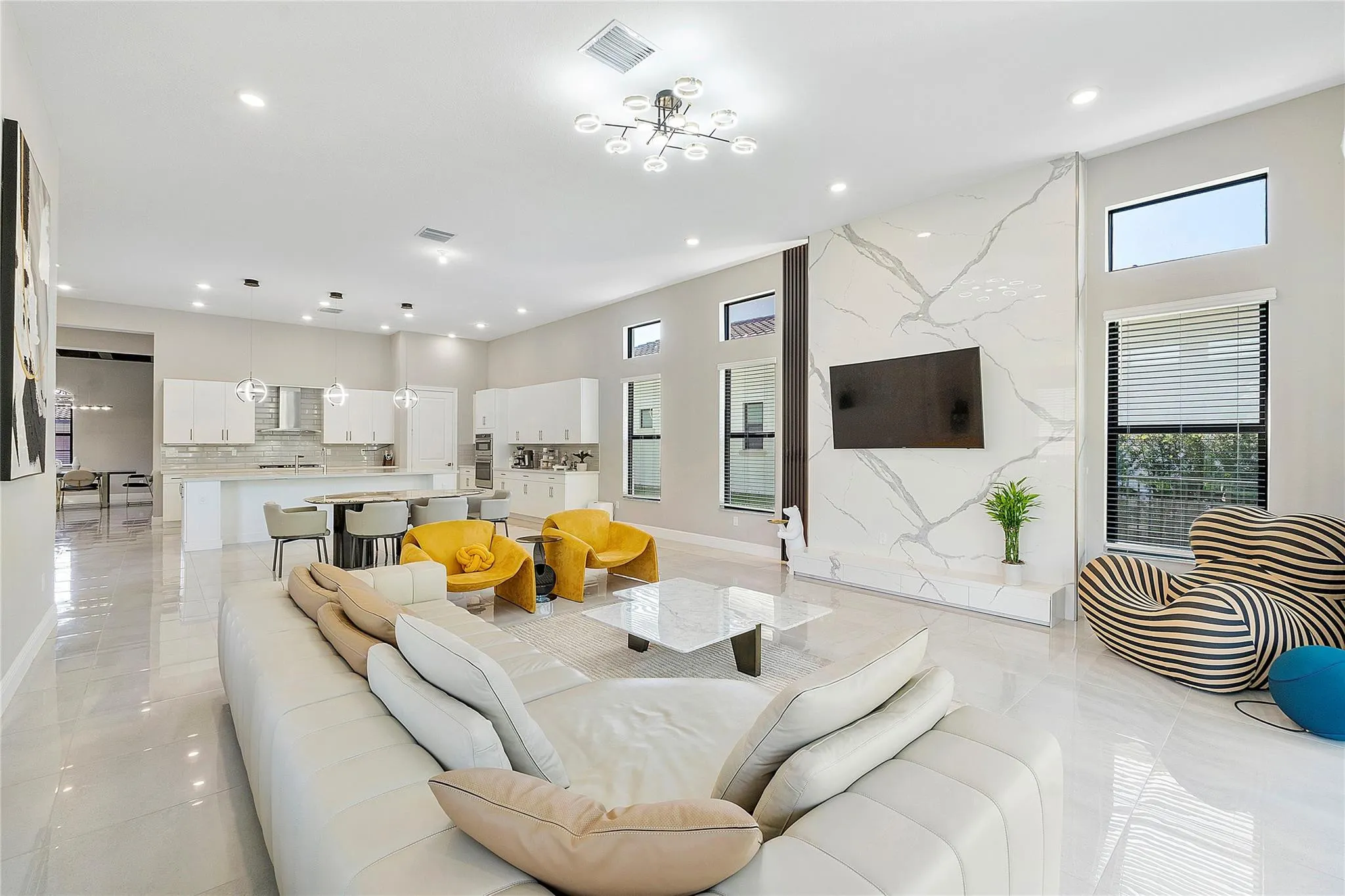 9245 W Parkland Bay Trail