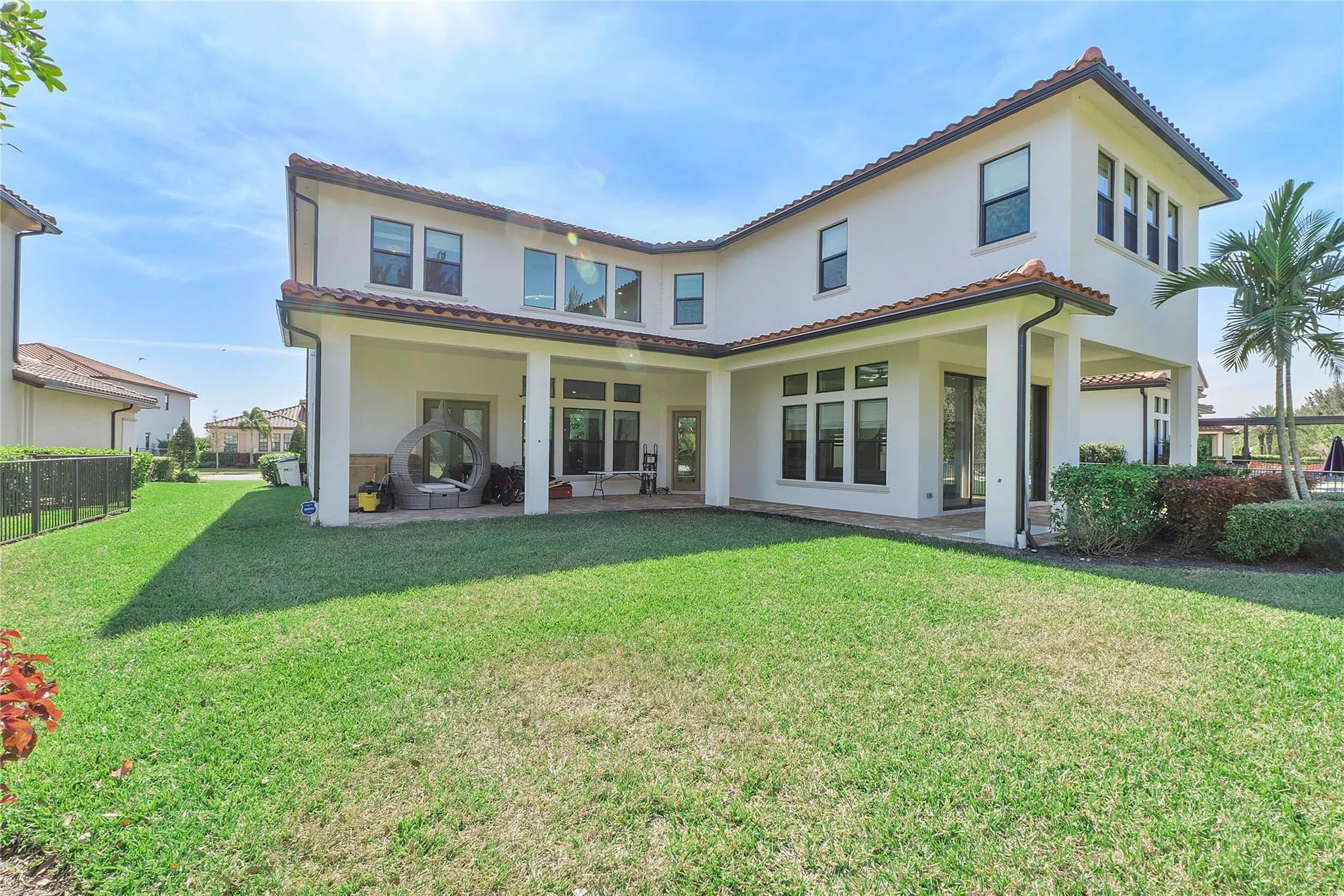 9245 W Parkland Bay Trail