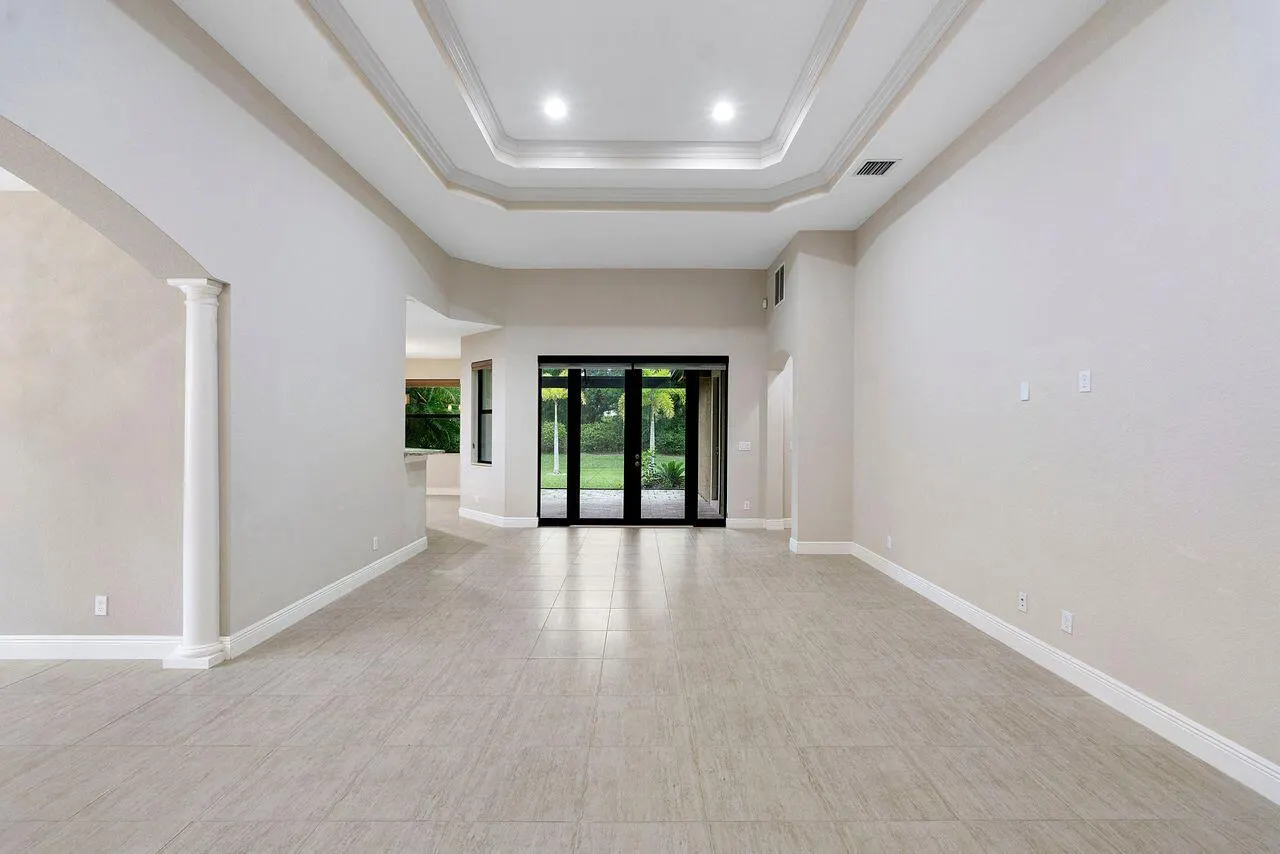8231 Canopy Terrace