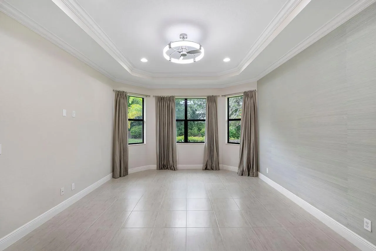 8231 Canopy Terrace