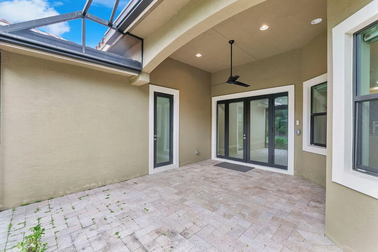 8231 Canopy Terrace
