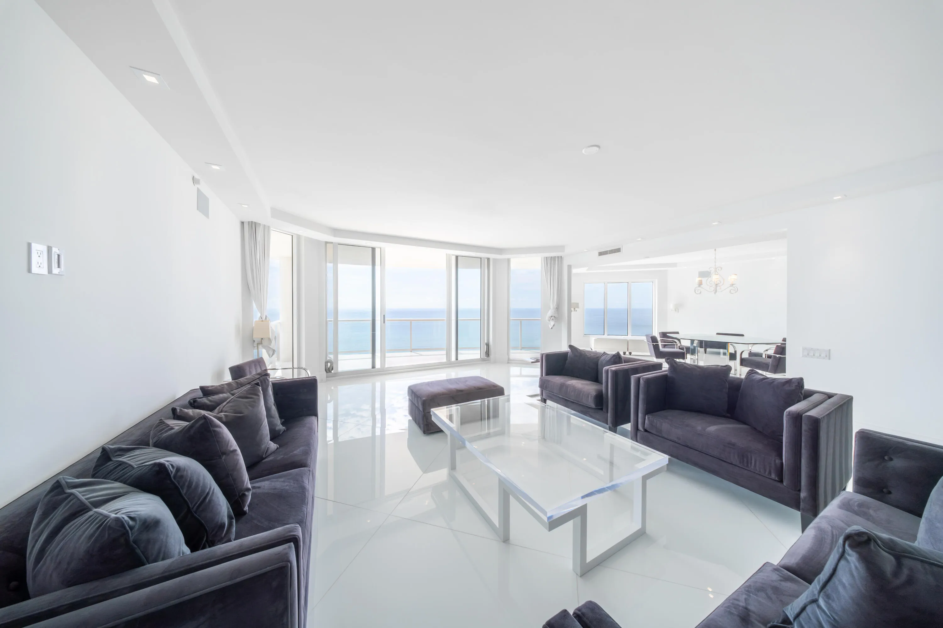 2700 N Ocean Drive #2501a