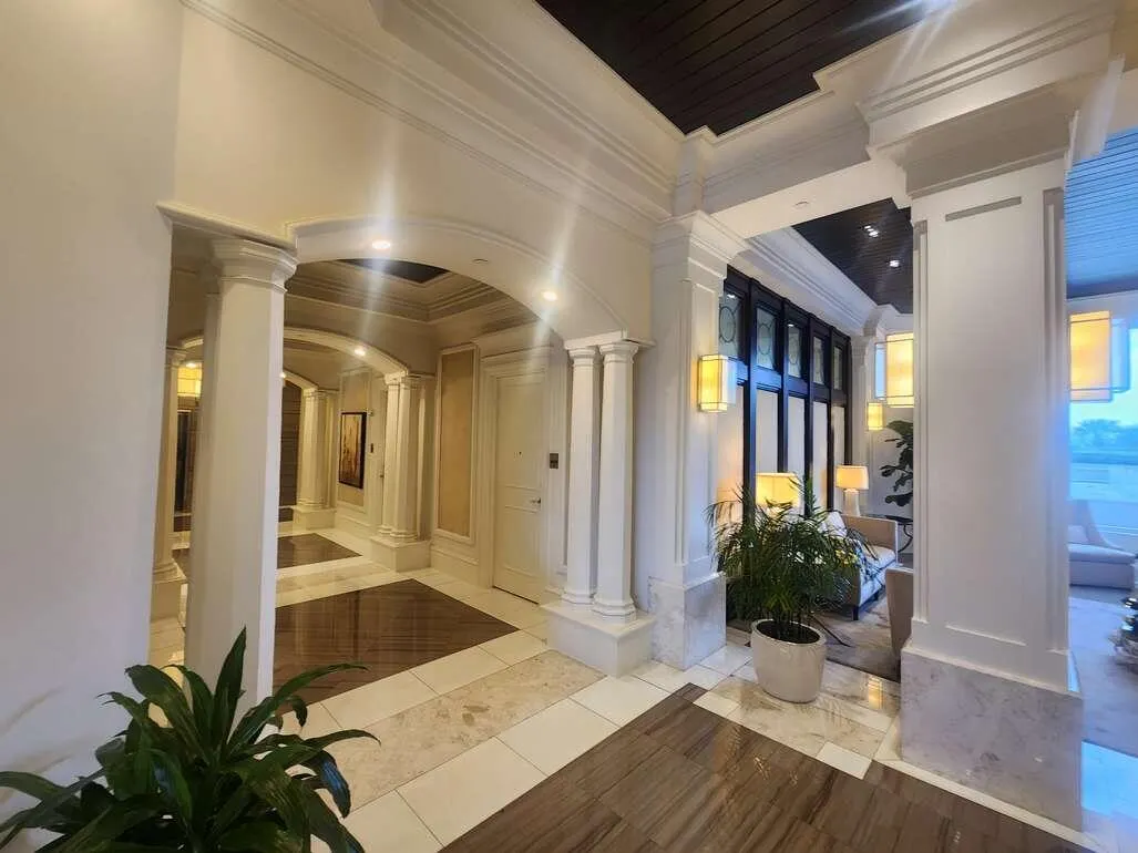 2700 N Ocean Drive #2501a
