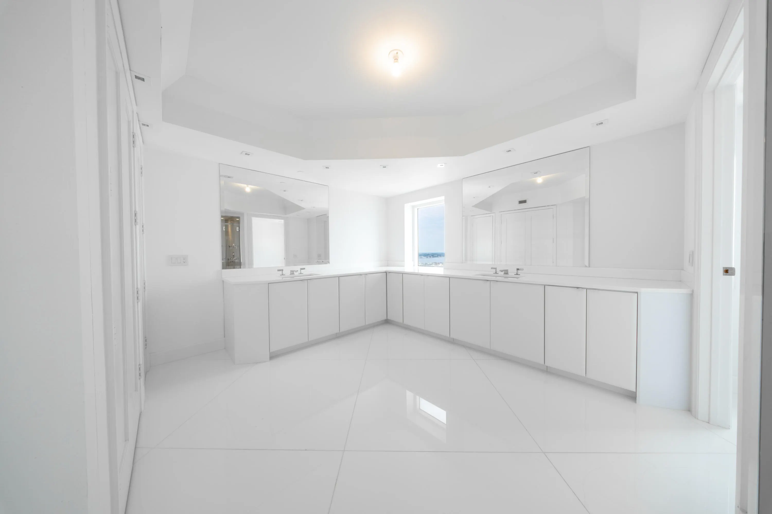 2700 N Ocean Drive #2501a