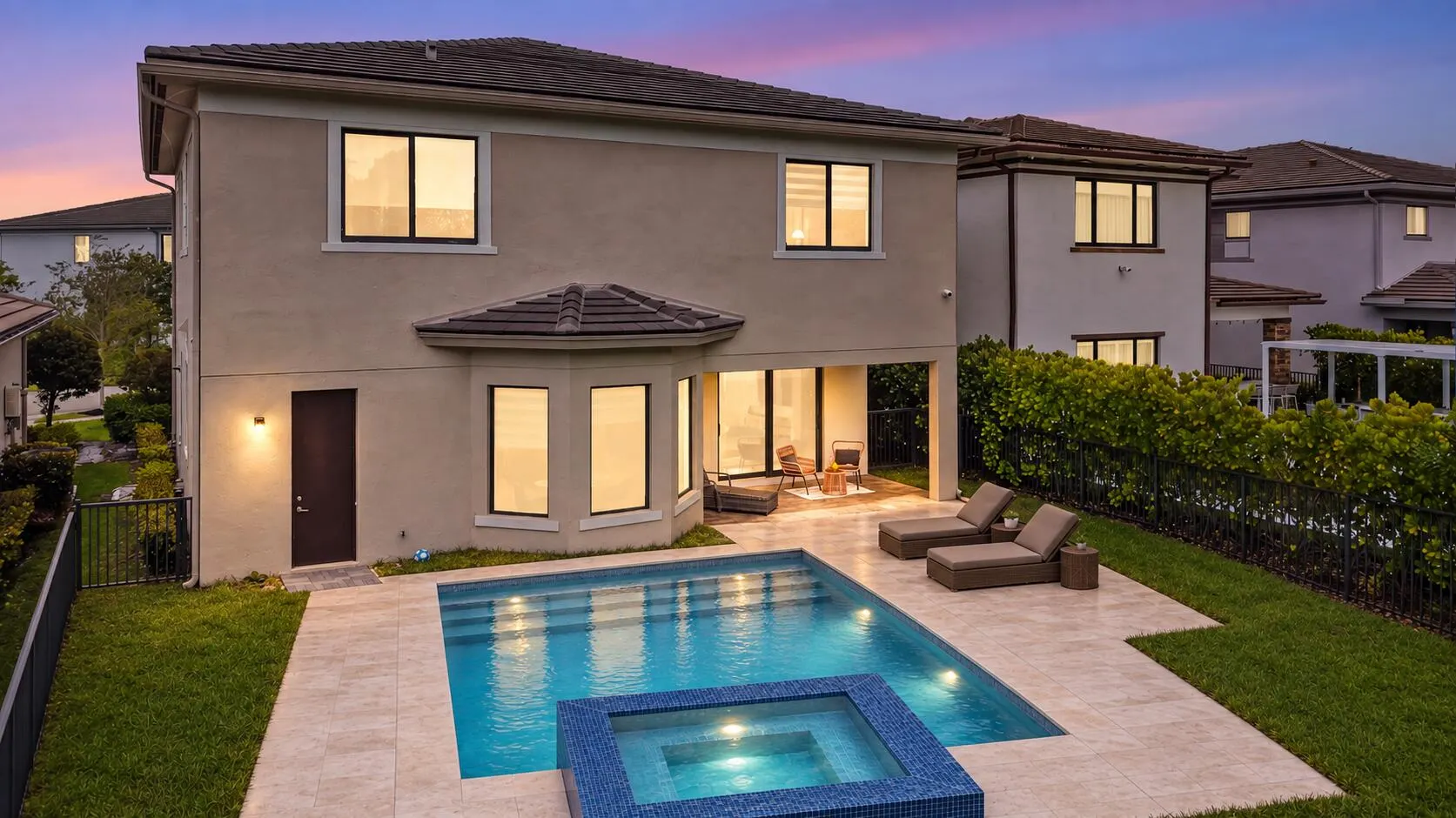10555 Waves Way