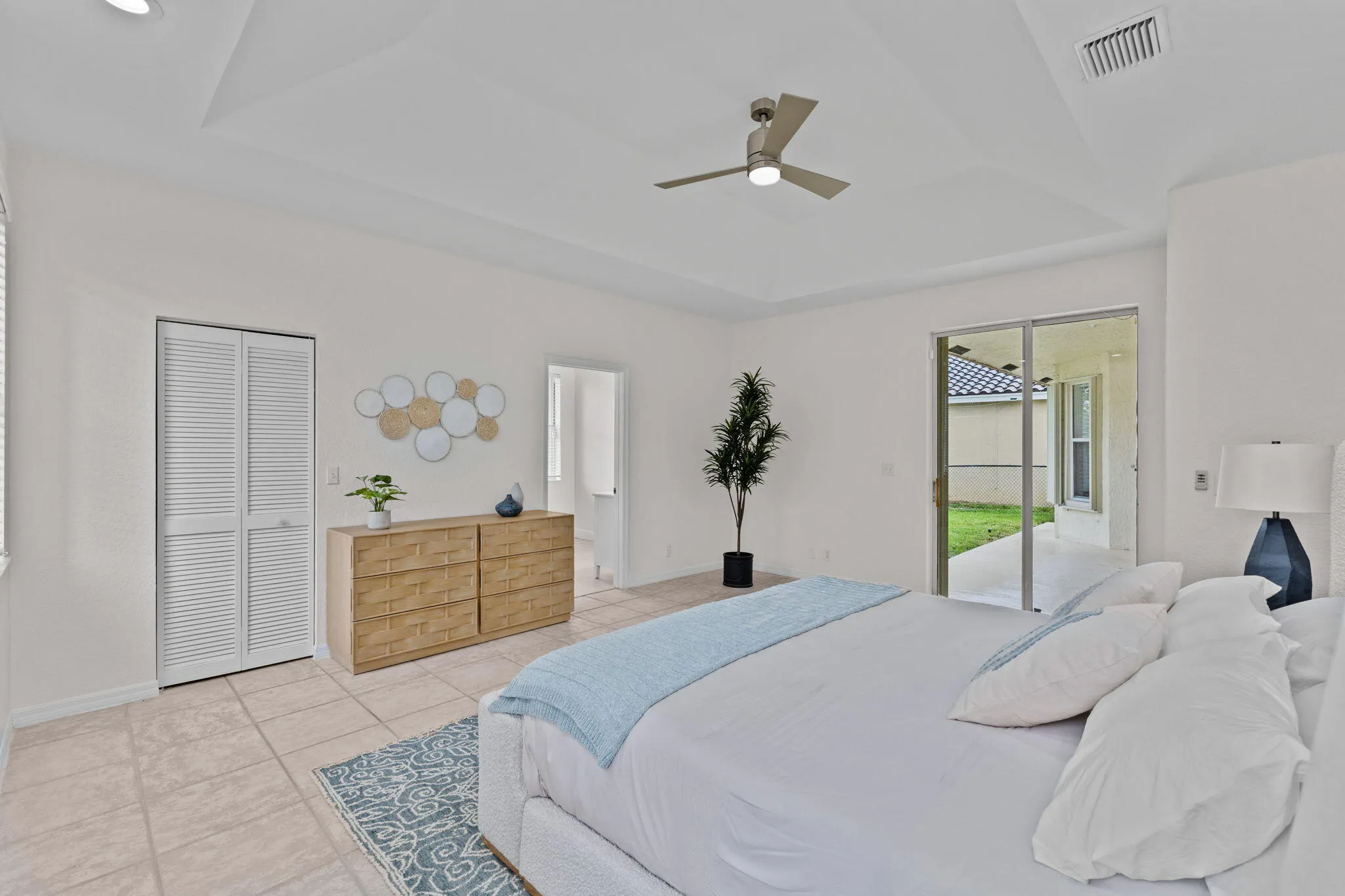 5954 NW 74th Street