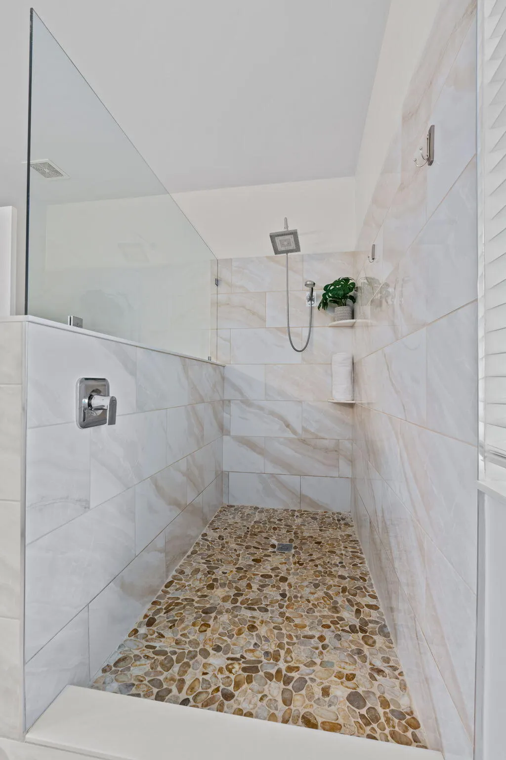 5954 NW 74th Street