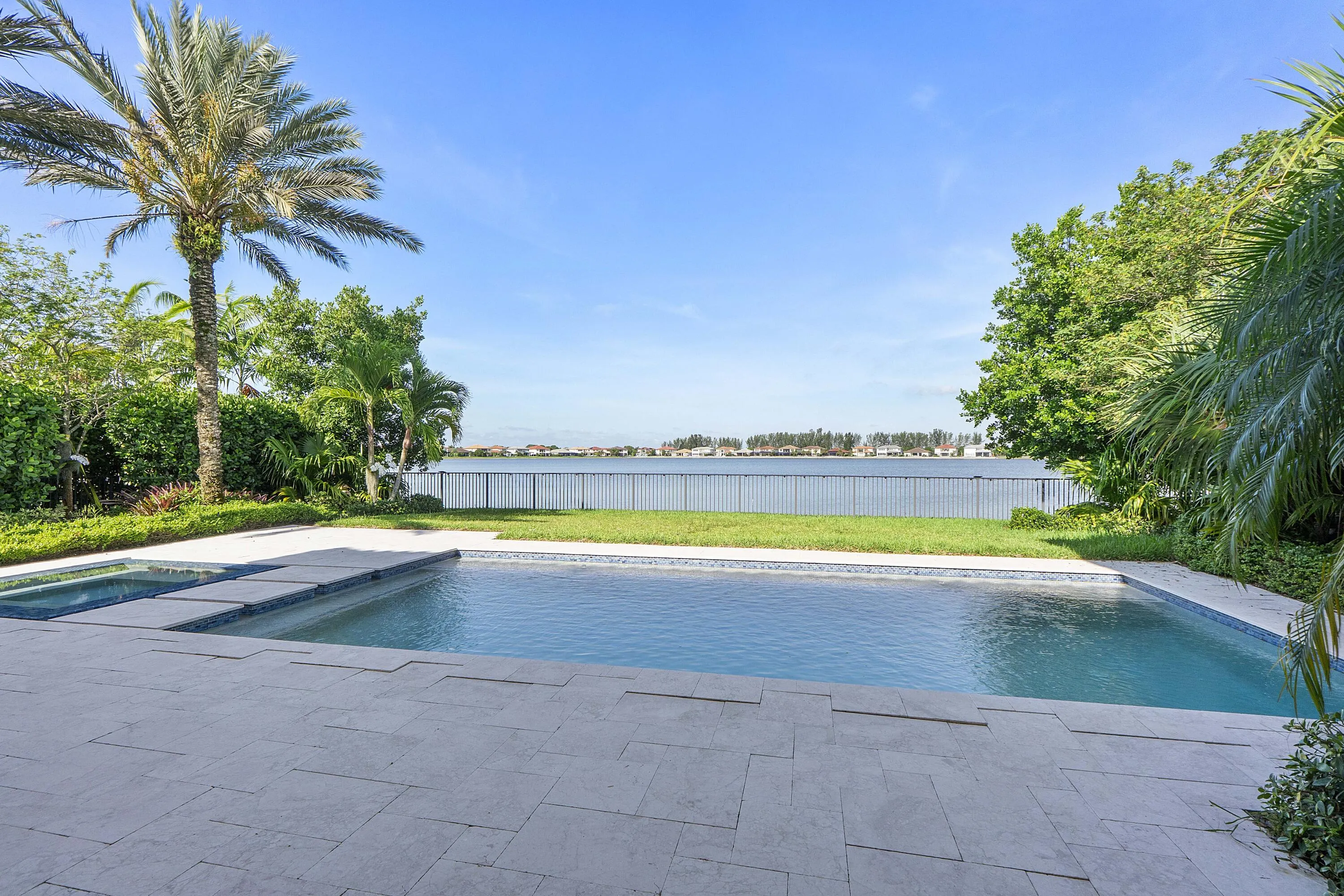 8685 Parkland Bay Drive