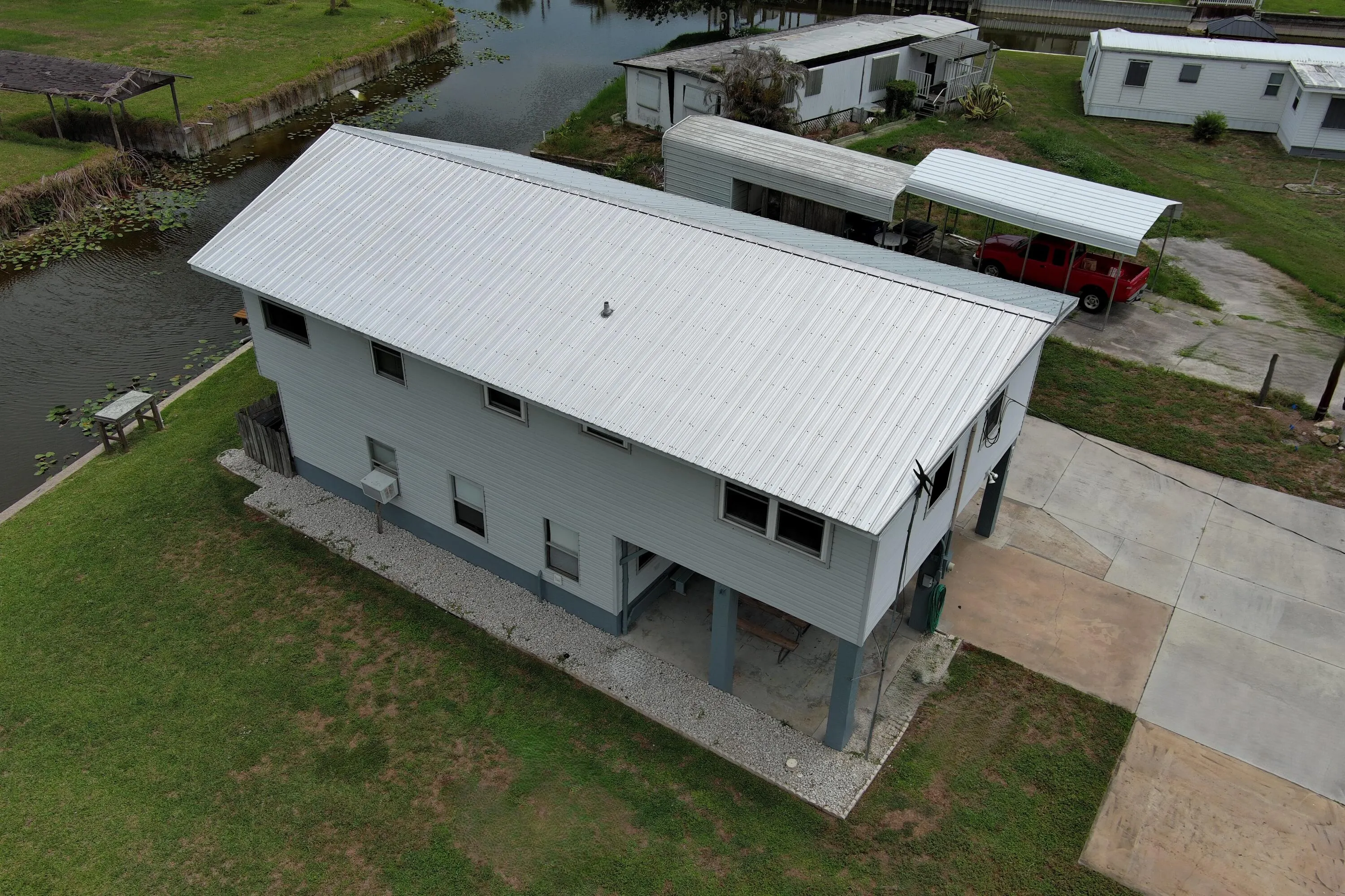 1065 Peach Lane