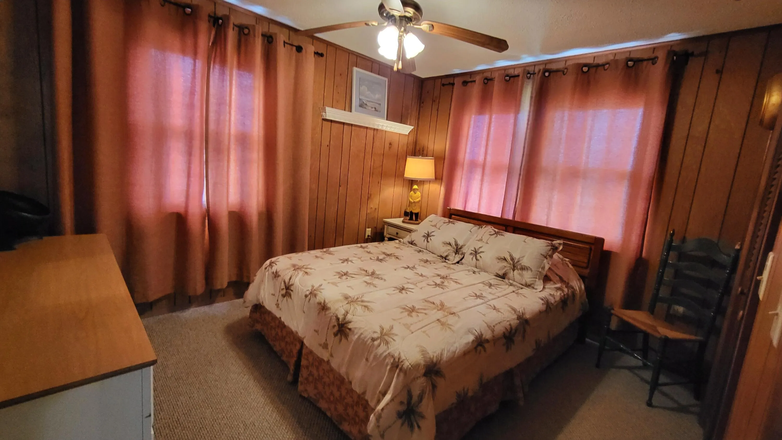 1065 Peach Lane
