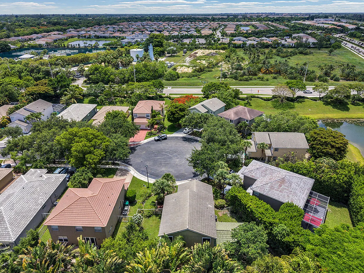 8020 NW 70th Avenue