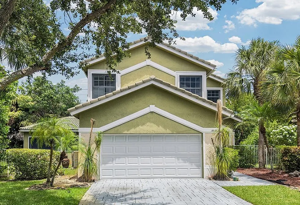 8020 NW 70th Avenue