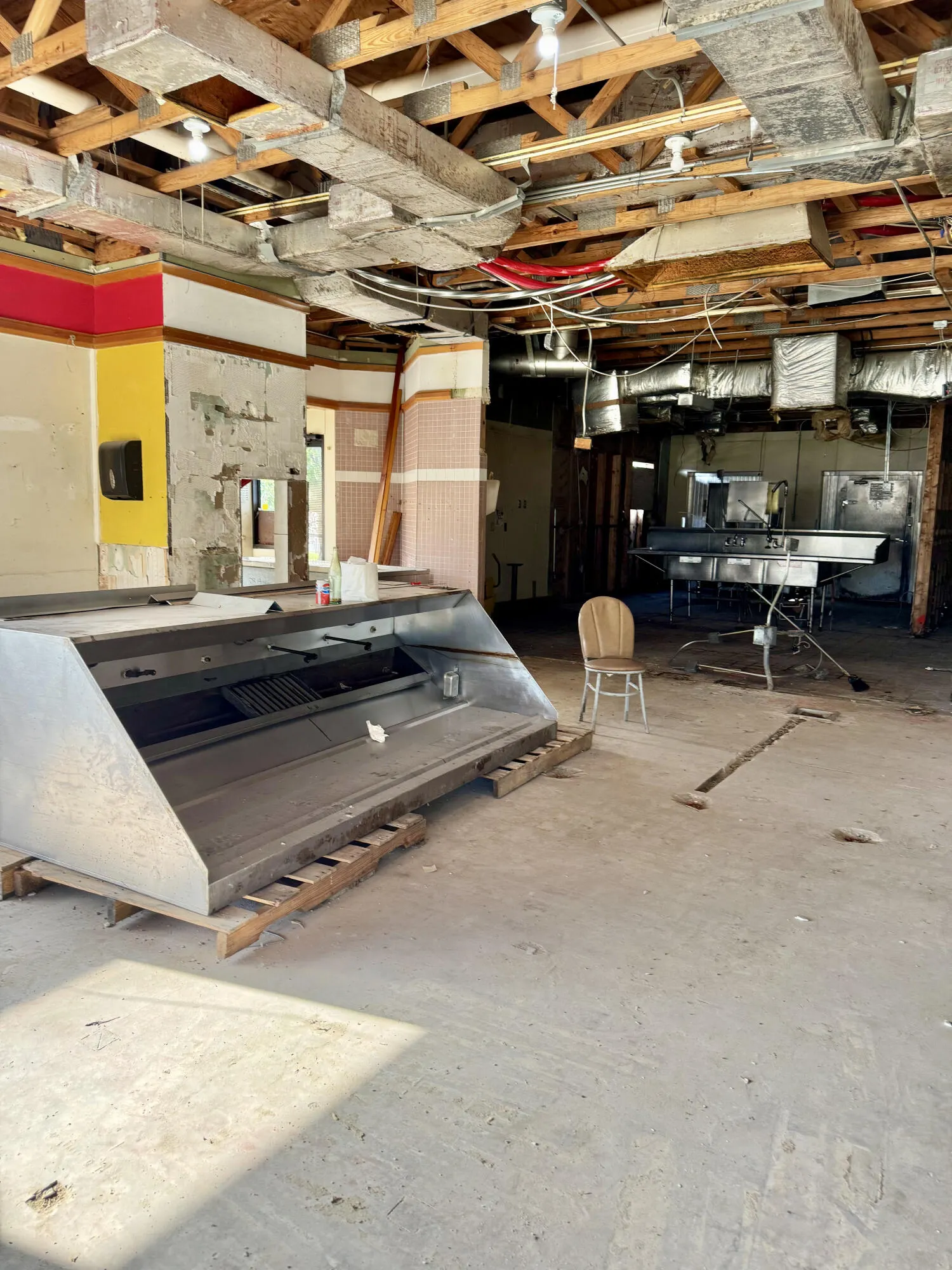 1520 Lakeview Drive