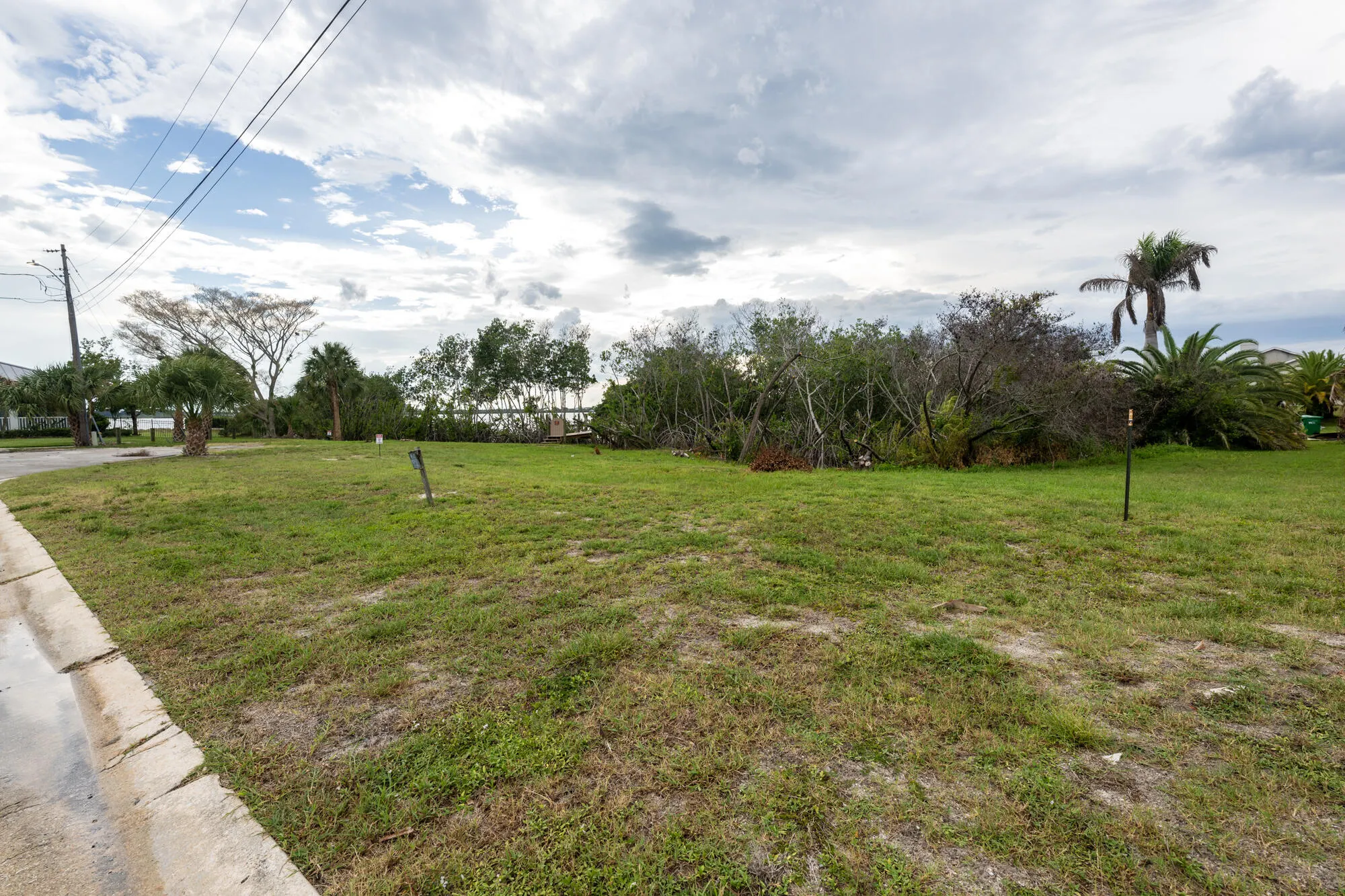 1540 Outer Drive