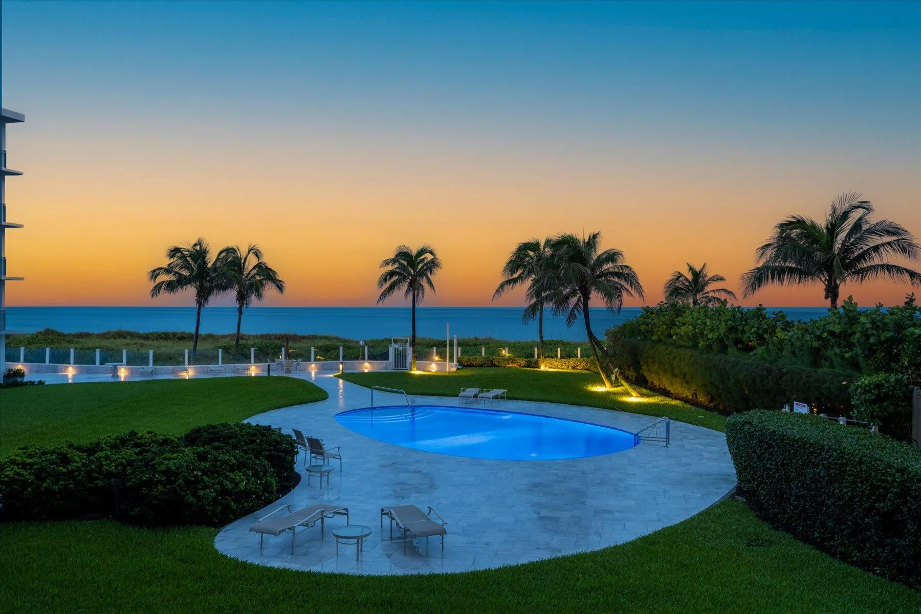 1213 S Ocean Boulevard #2-e