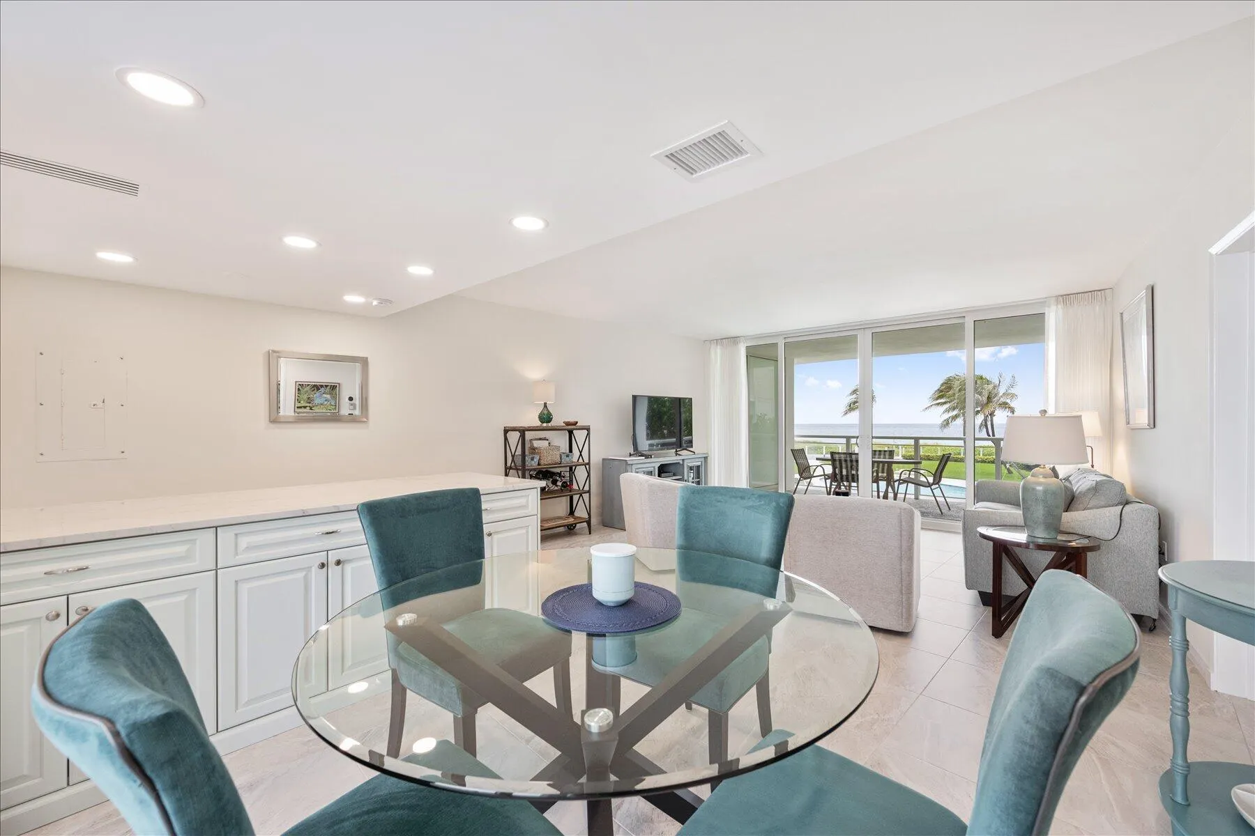 1213 S Ocean Boulevard #2-e