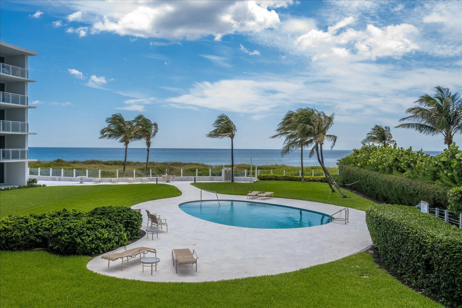 1213 S Ocean Boulevard #2-e