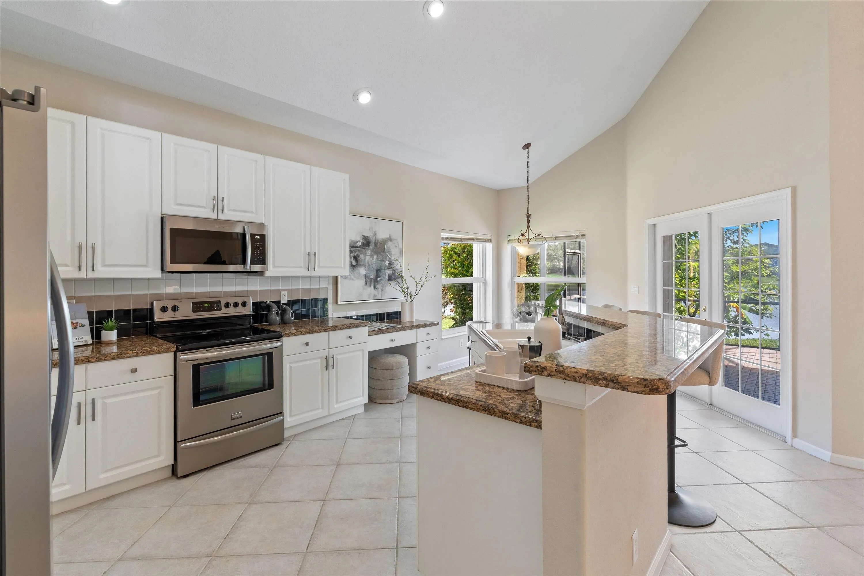 11259 NW 65th Manor