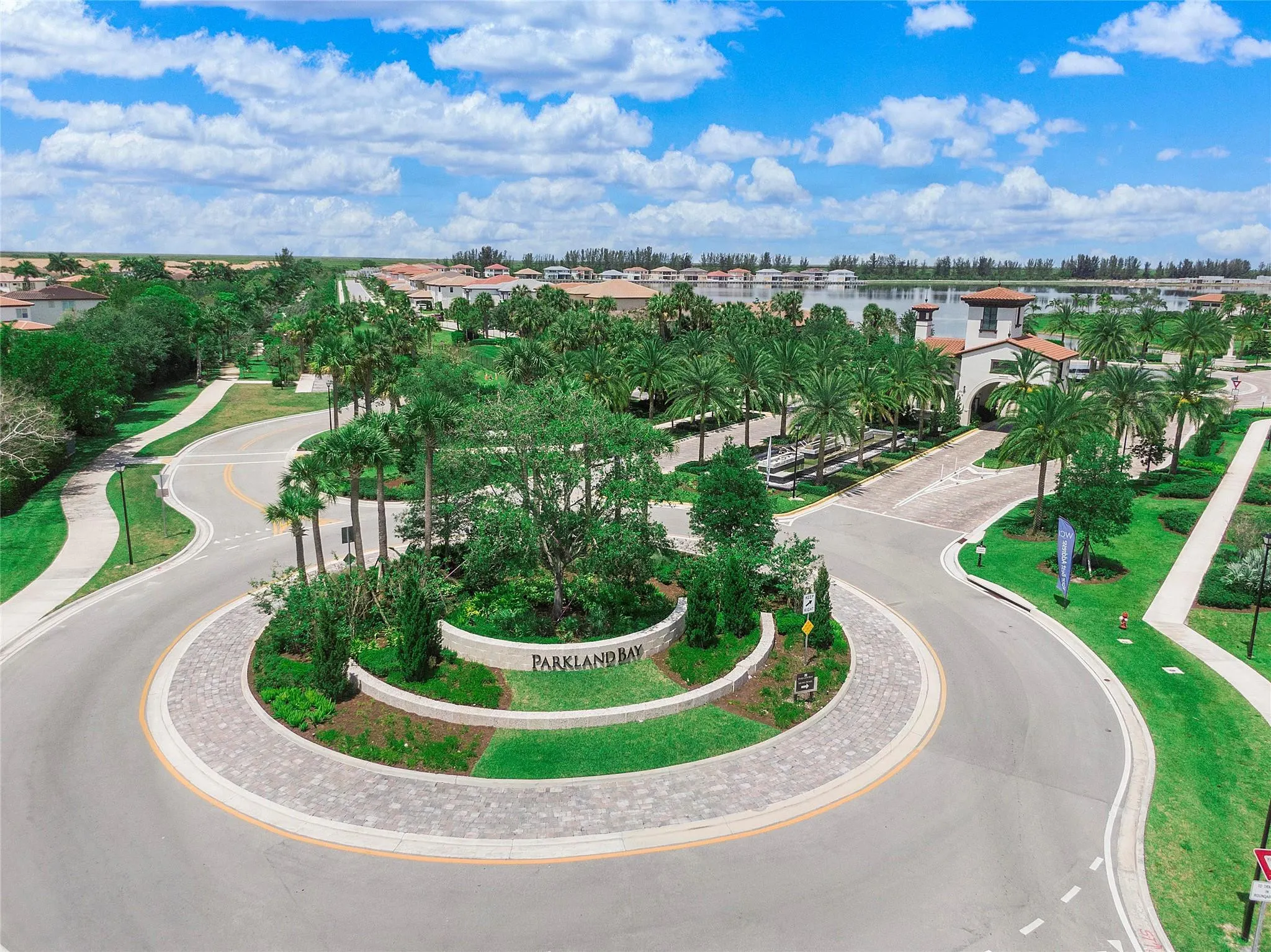 12245 N Baypoint Circle