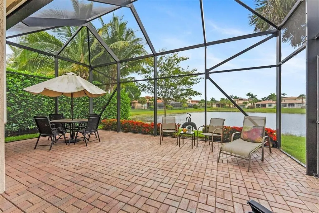 8247 NW 107th Terrace