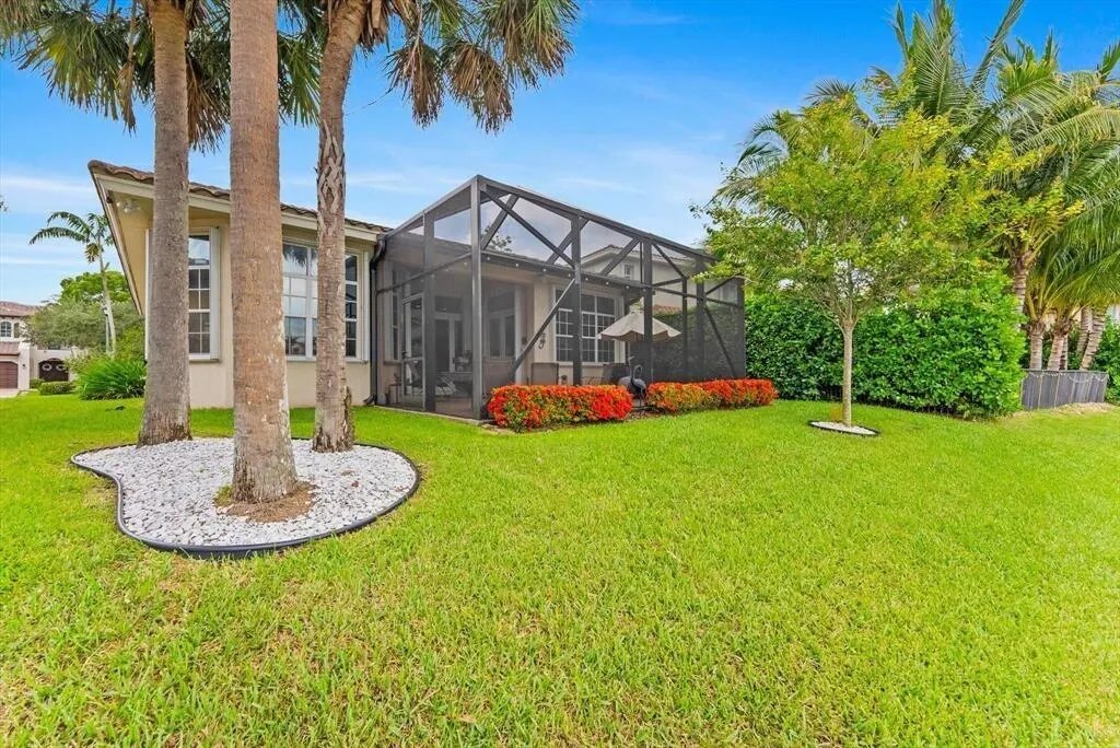 8247 NW 107th Terrace