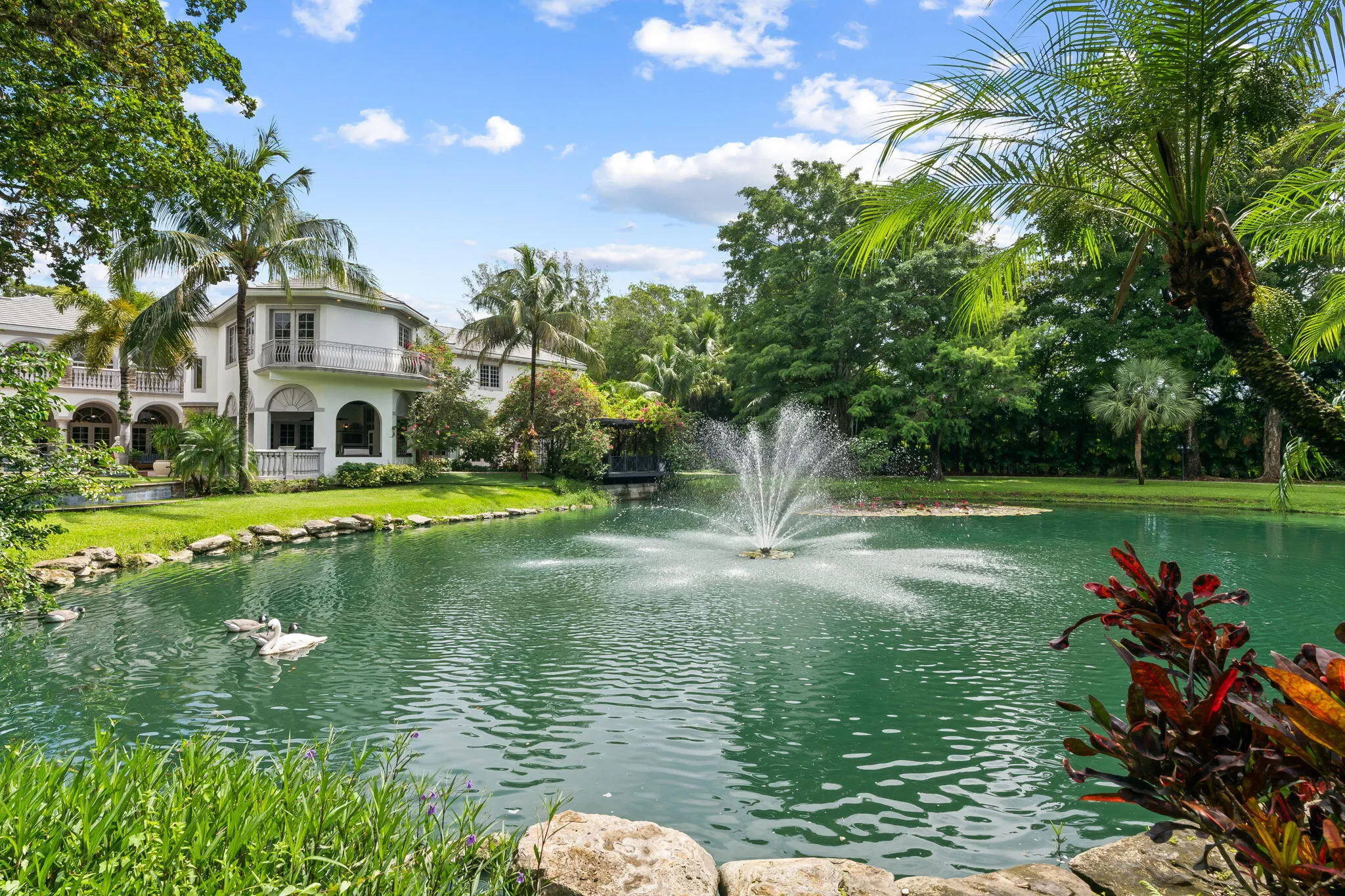 8950 NW 70th Court