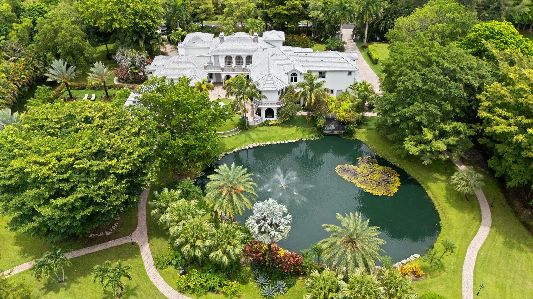 8950 NW 70th Court