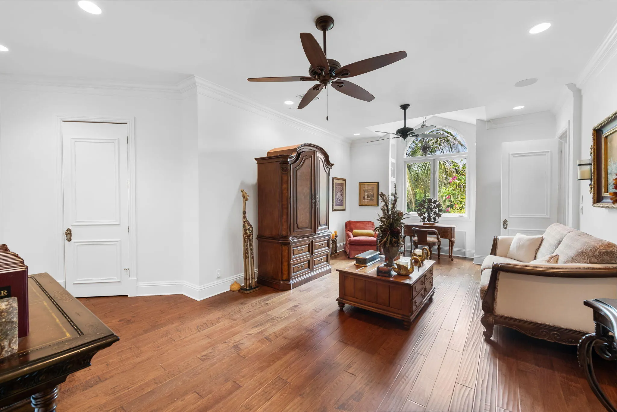 8950 NW 70th Court