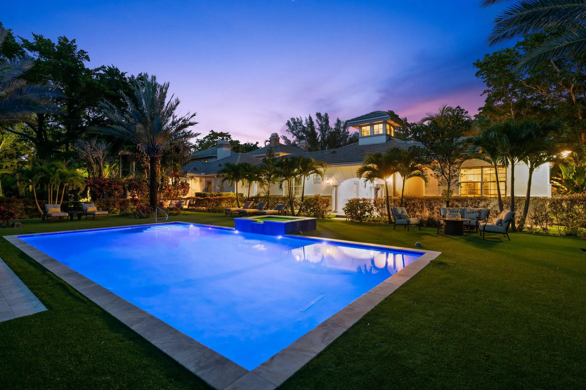 8950 NW 70th Court