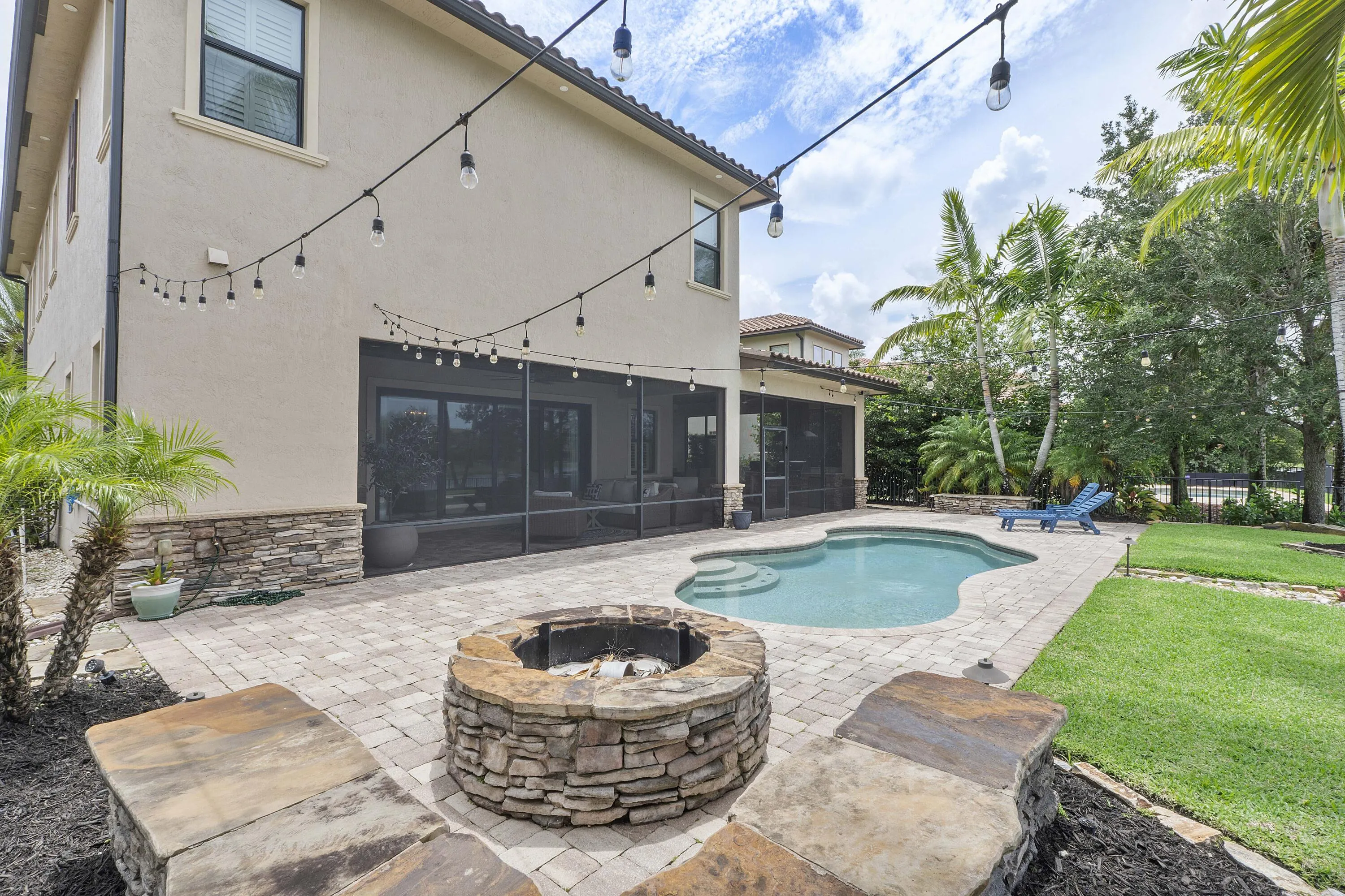 11525 NW 81st Place