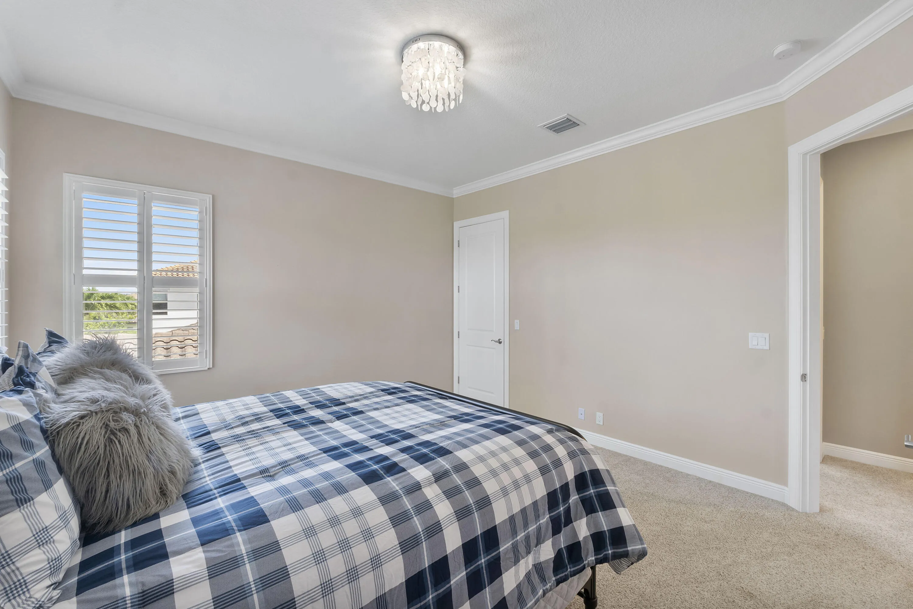 11525 NW 81st Place