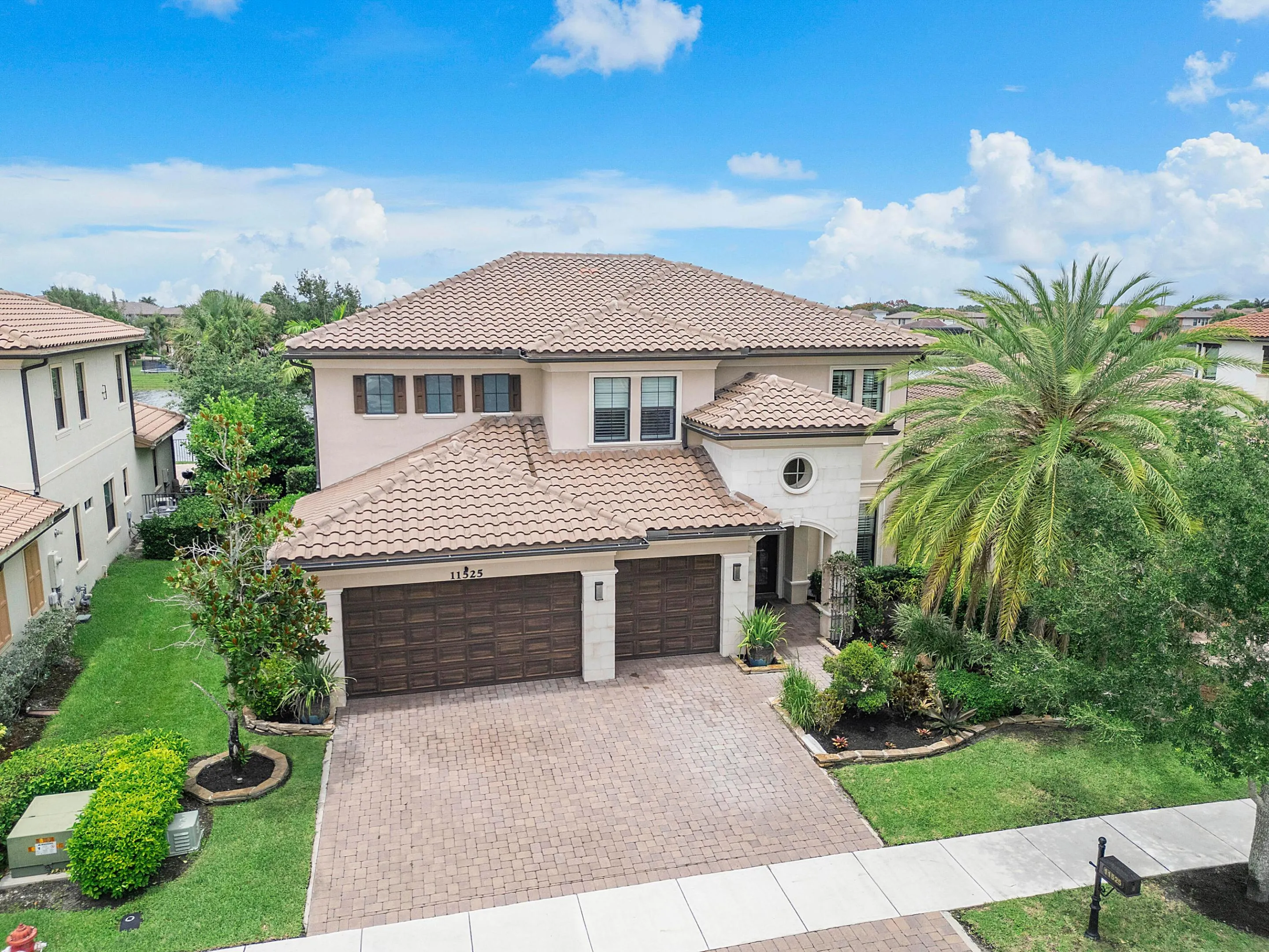 11525 NW 81st Place