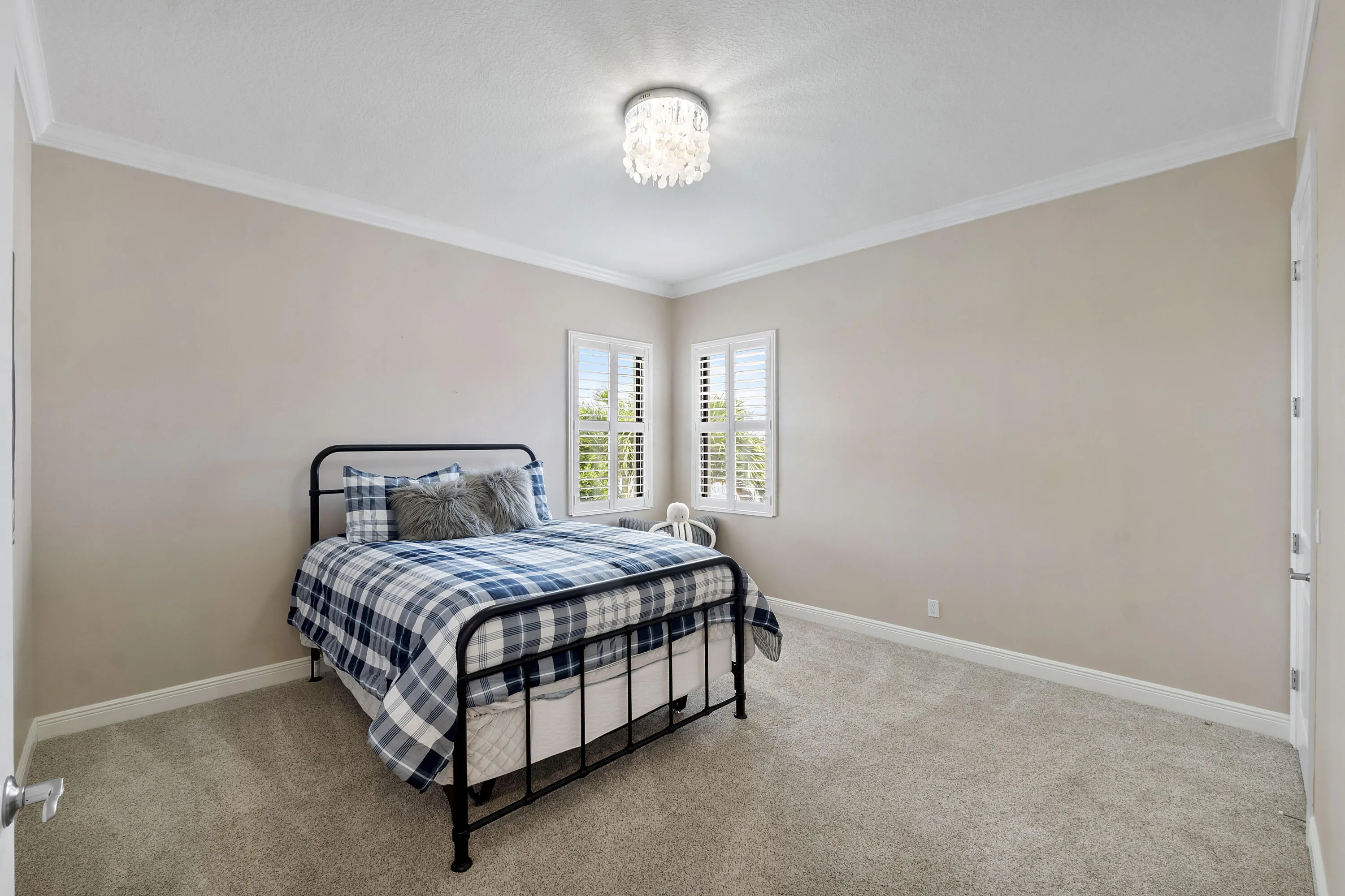 11525 NW 81st Place